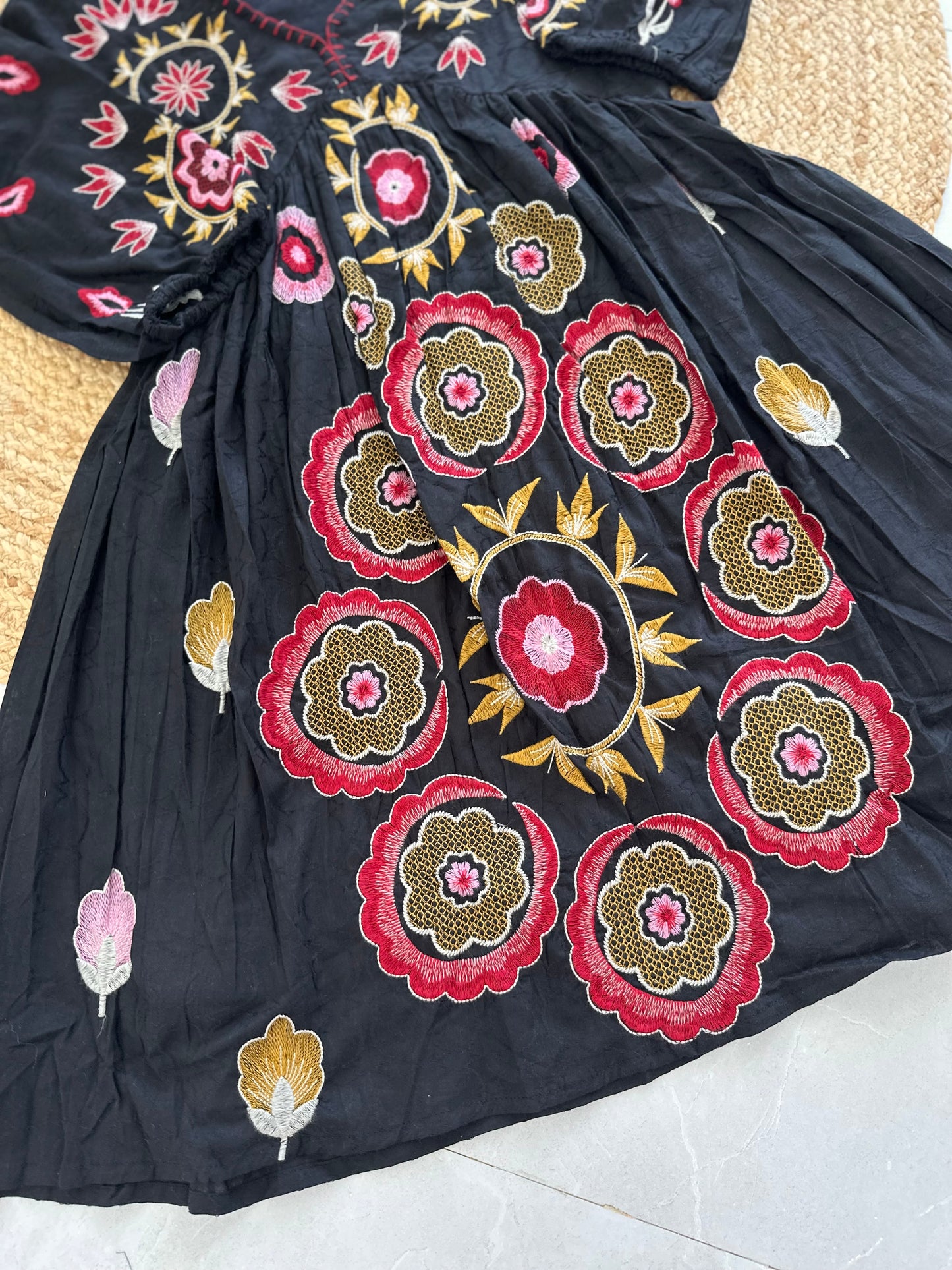 K327 - Cotton hand embroidery Dress in 4 styles
