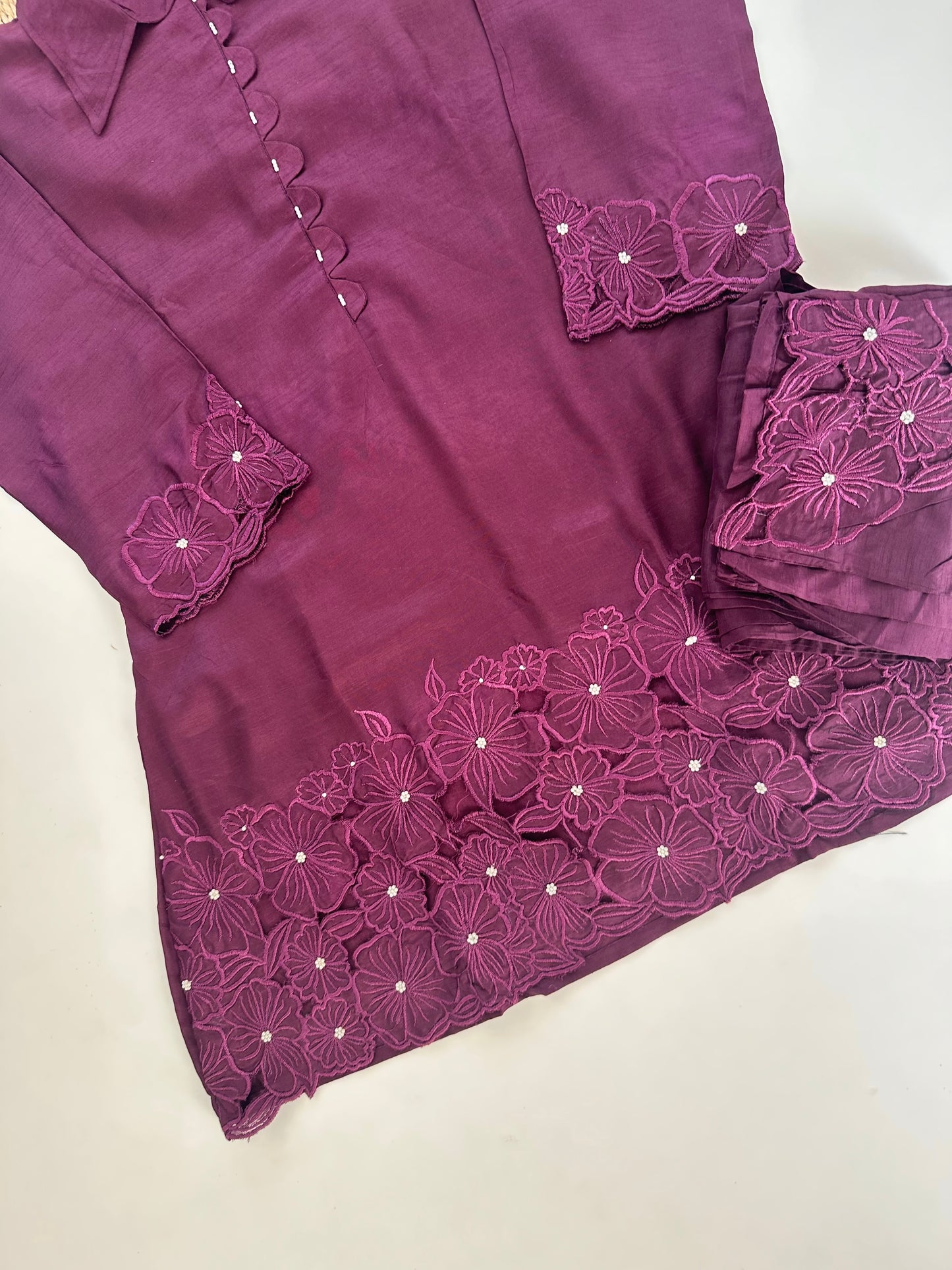 K291 - Russian silk cutwork coord set