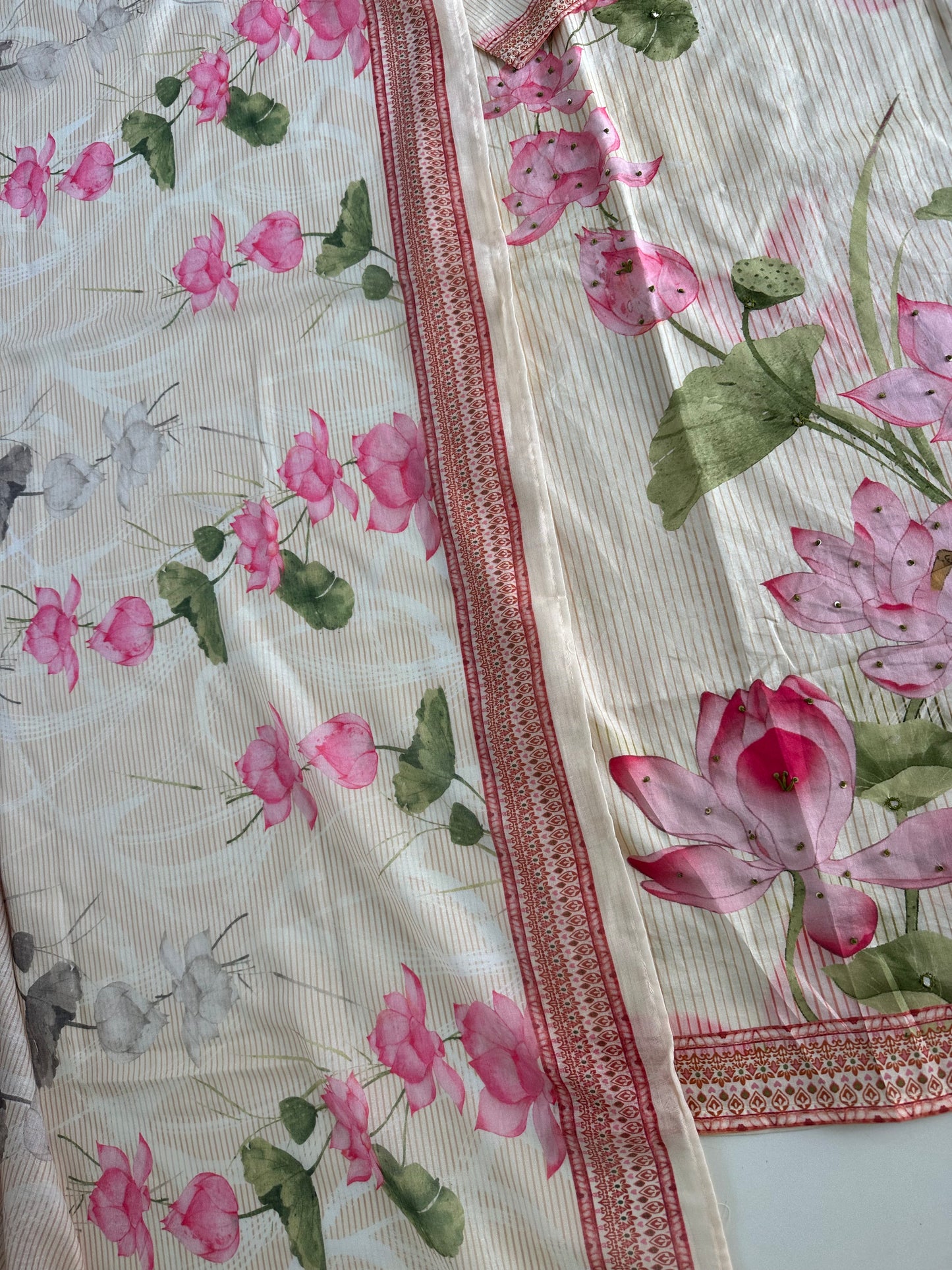 K518 - Mul cotton floral straight Kurti with pants and dupatta