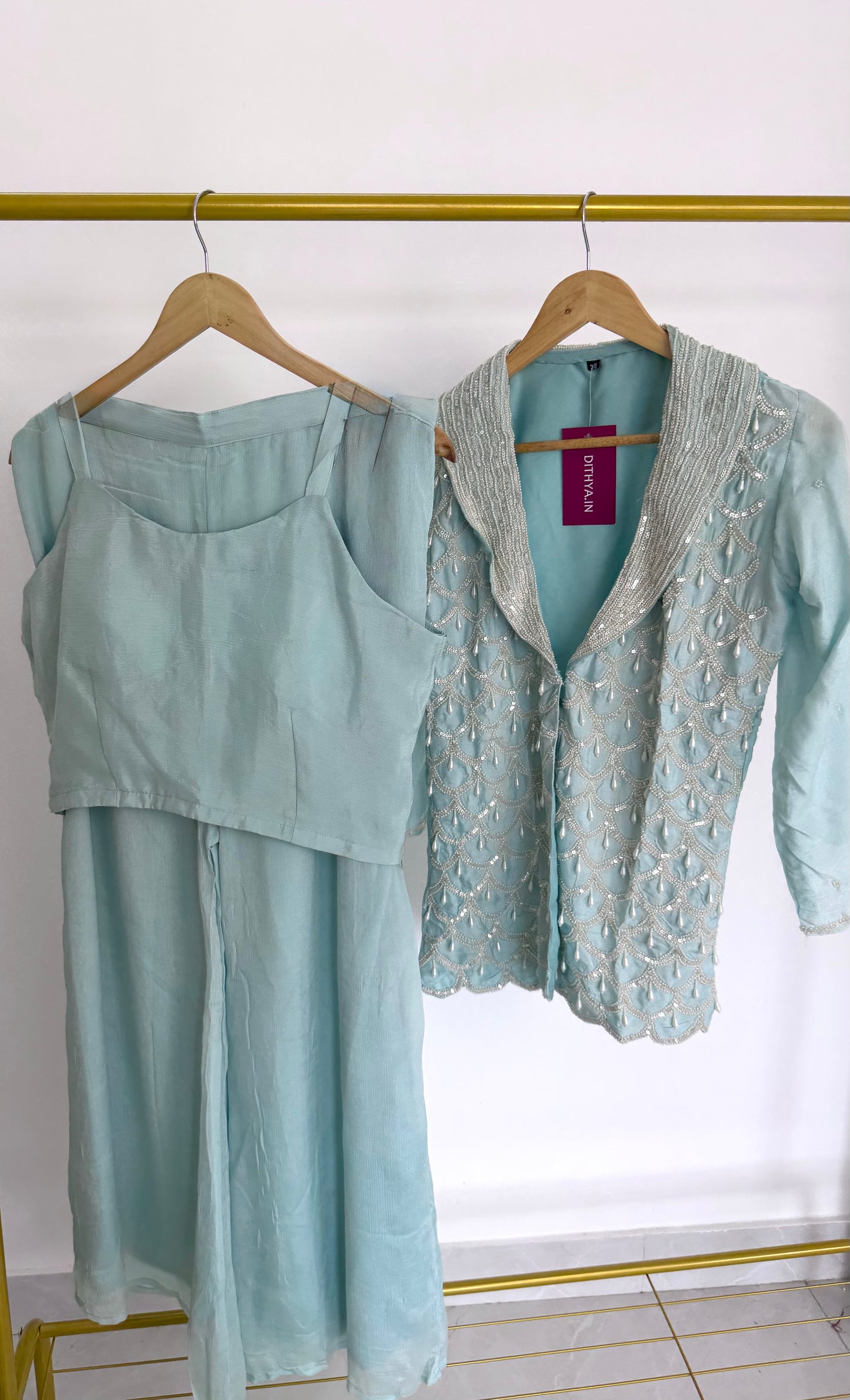 K523 - Pure chinnon handwork blazer , crop top inner and palazzo