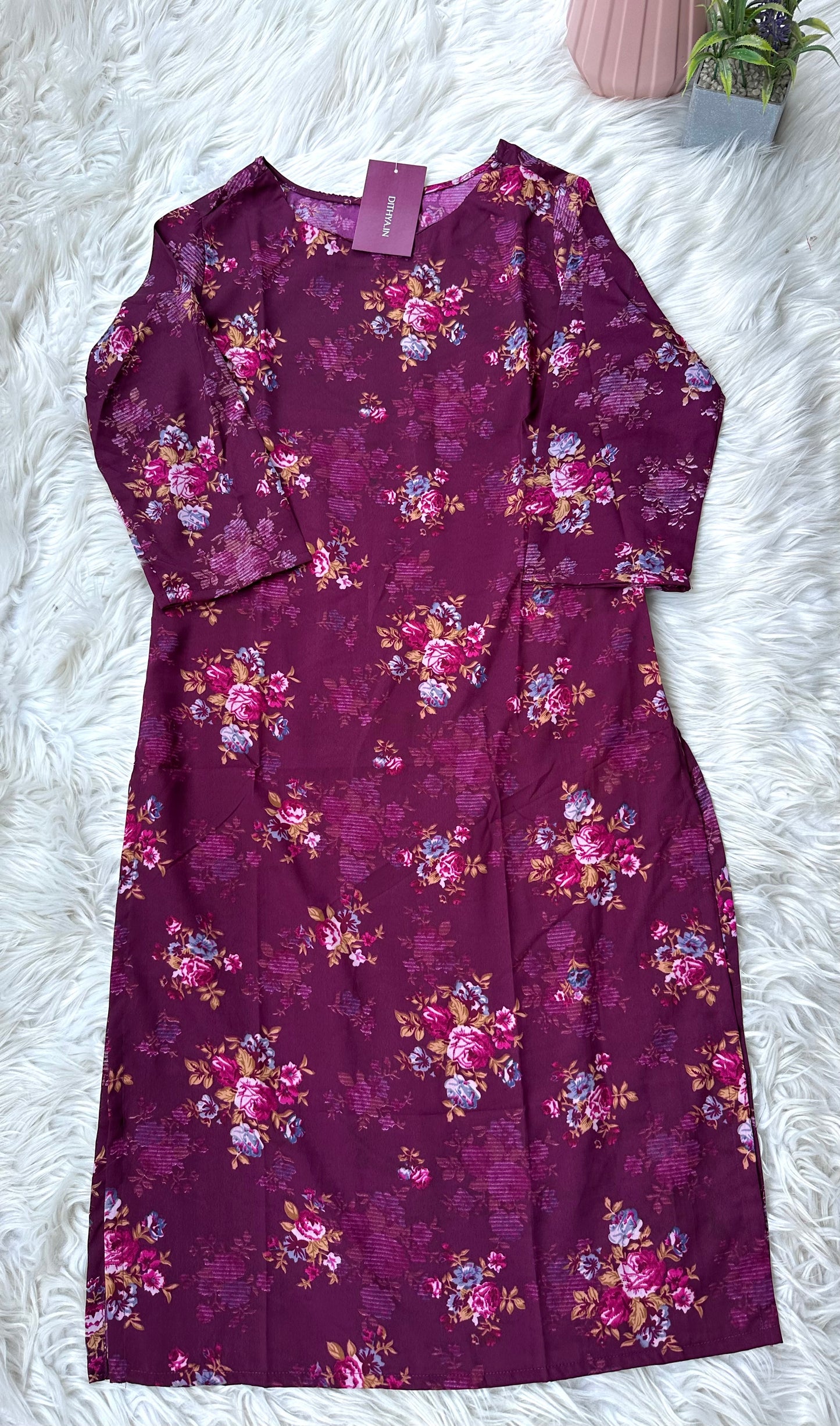 K257 – Gerader Kurti aus Viskose-Baumwolle mit Druck, in 2 Mustern erhältlich