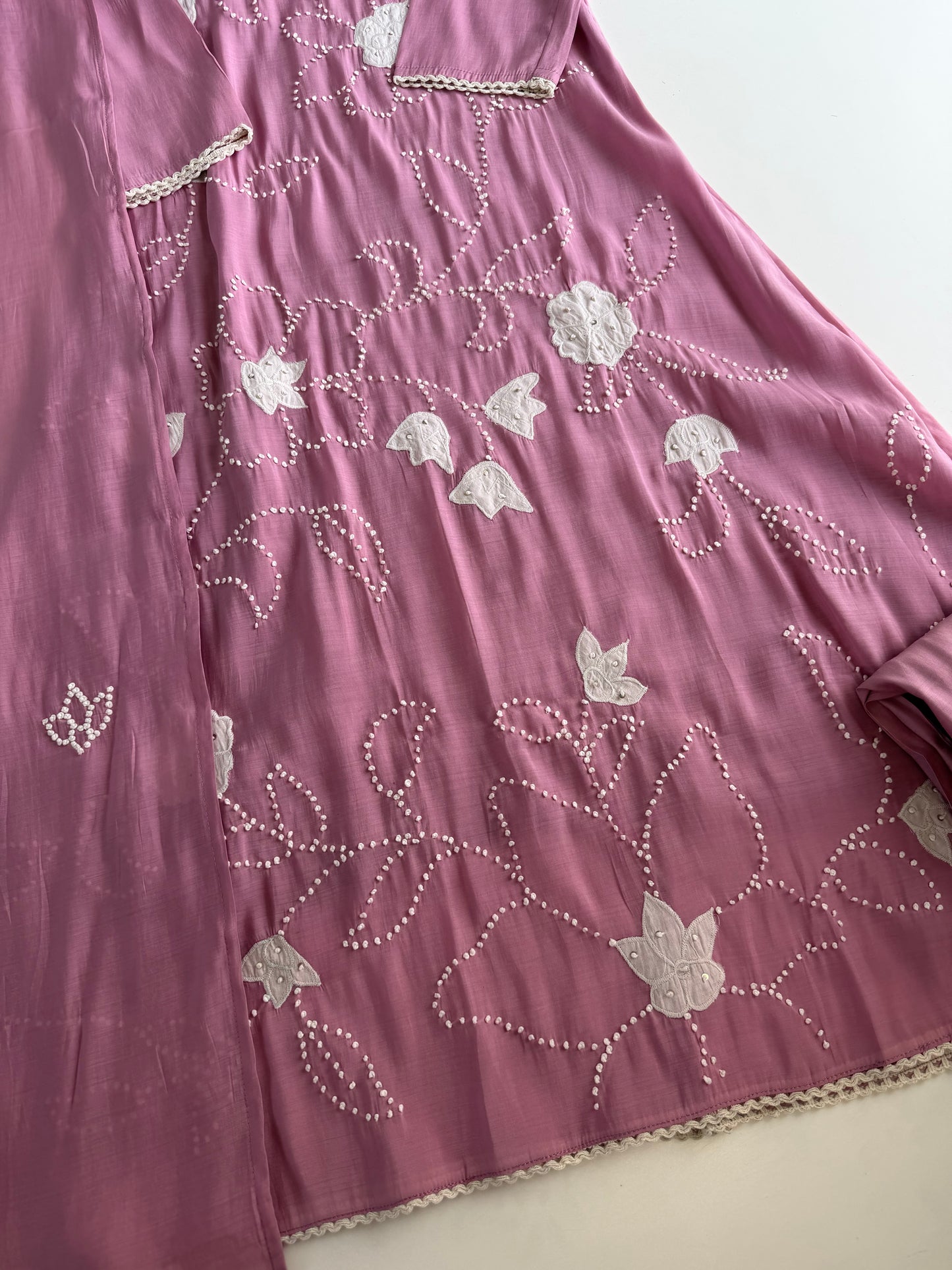 K480 - Mul chanderi embroidered aline Kurti with pants and dupatta