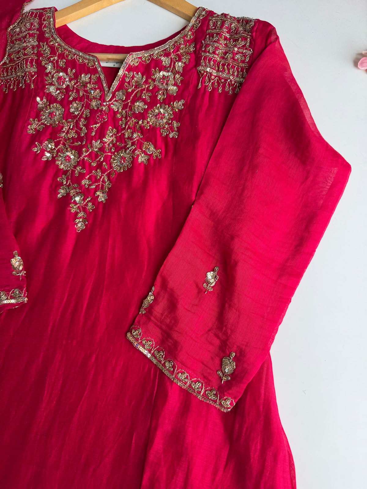 K625 - Mul chanderi handwork aline Kurti with pants and dupatta