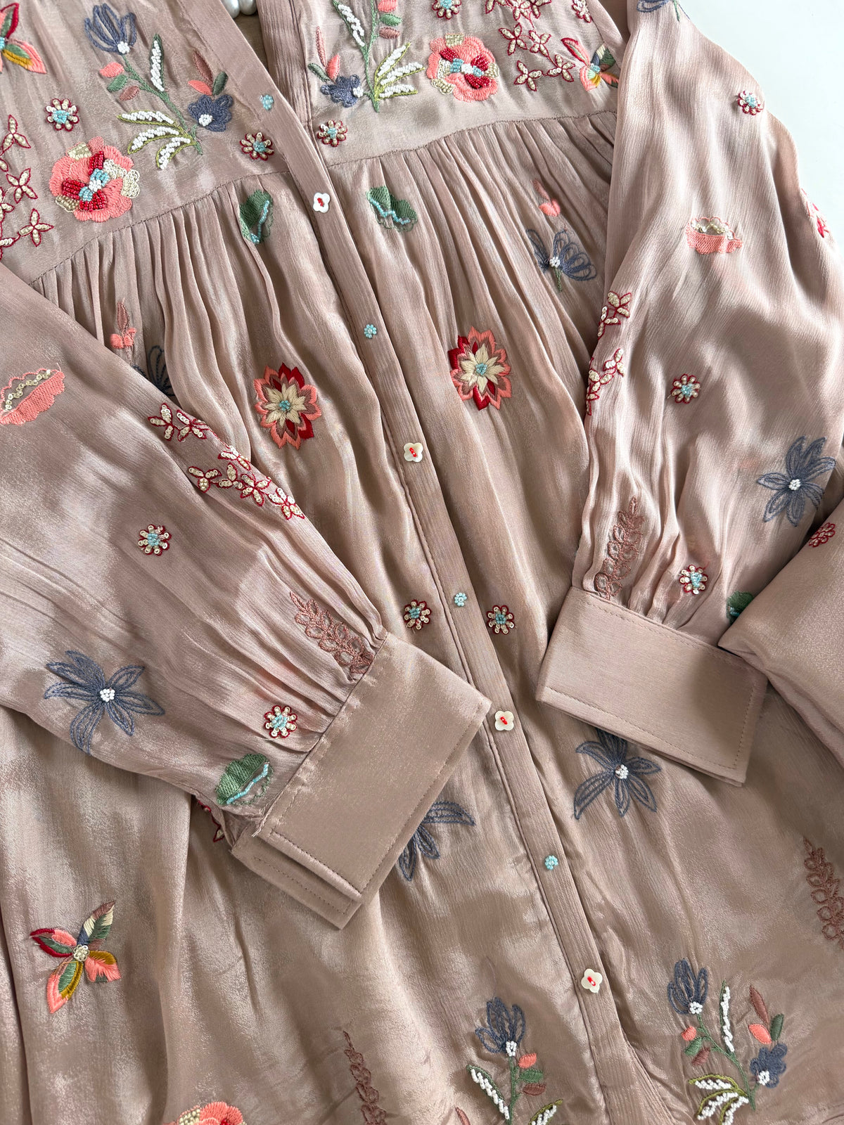 K483 - Handgefertigtes Coord-Set aus reinem Chinnon in 2 Farben