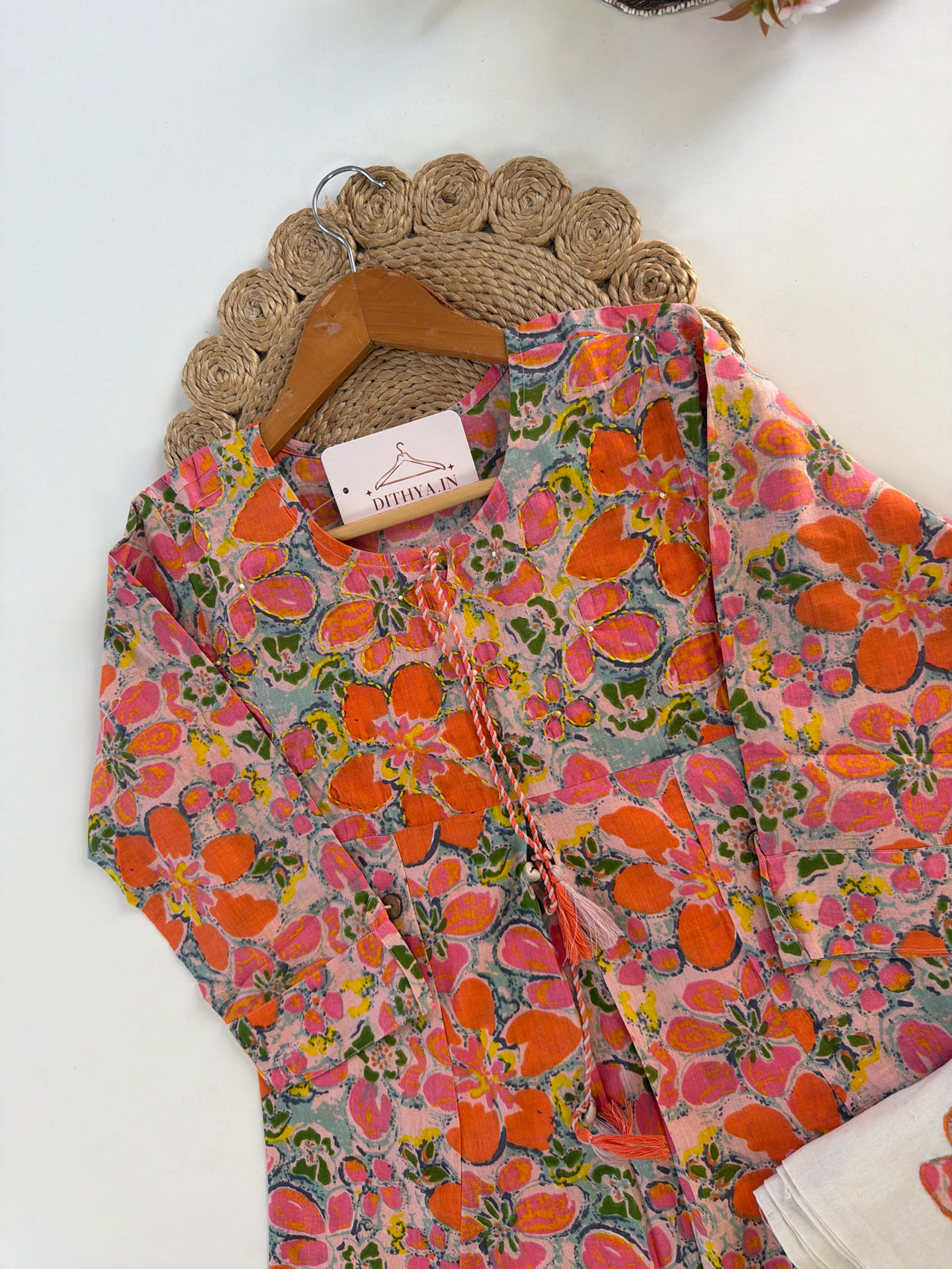 K376 – Besticktes Coord-Set aus Mul-Baumwolle