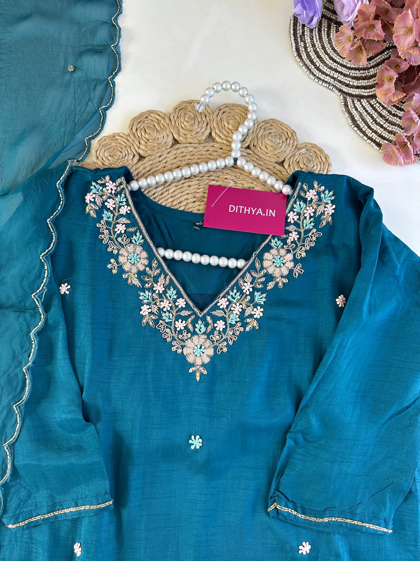 D006 -Dola silk straight kurti with pants and dupatta