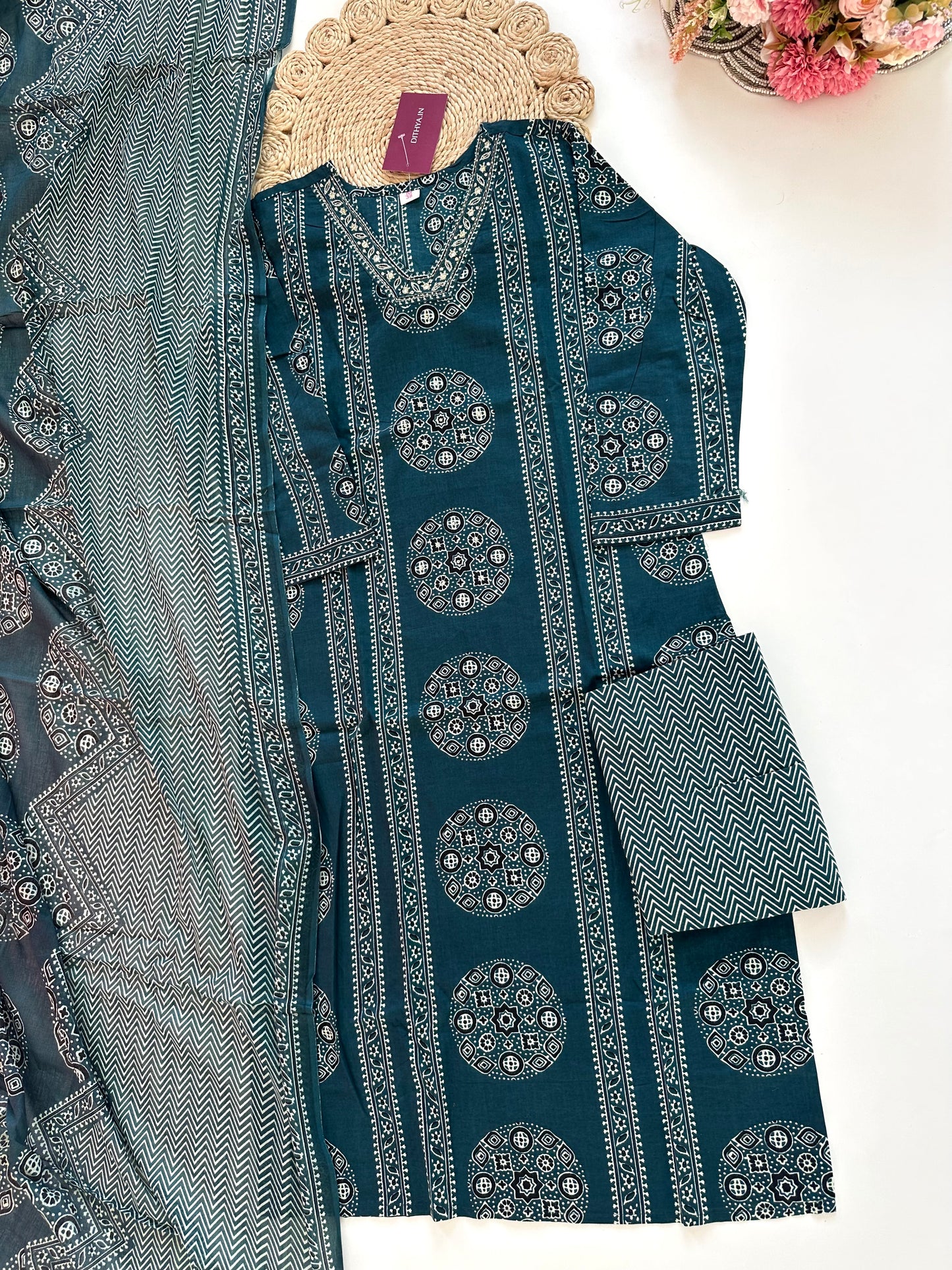 K059 - Cotton Straight kurti with pants and dupatta in 2 colours