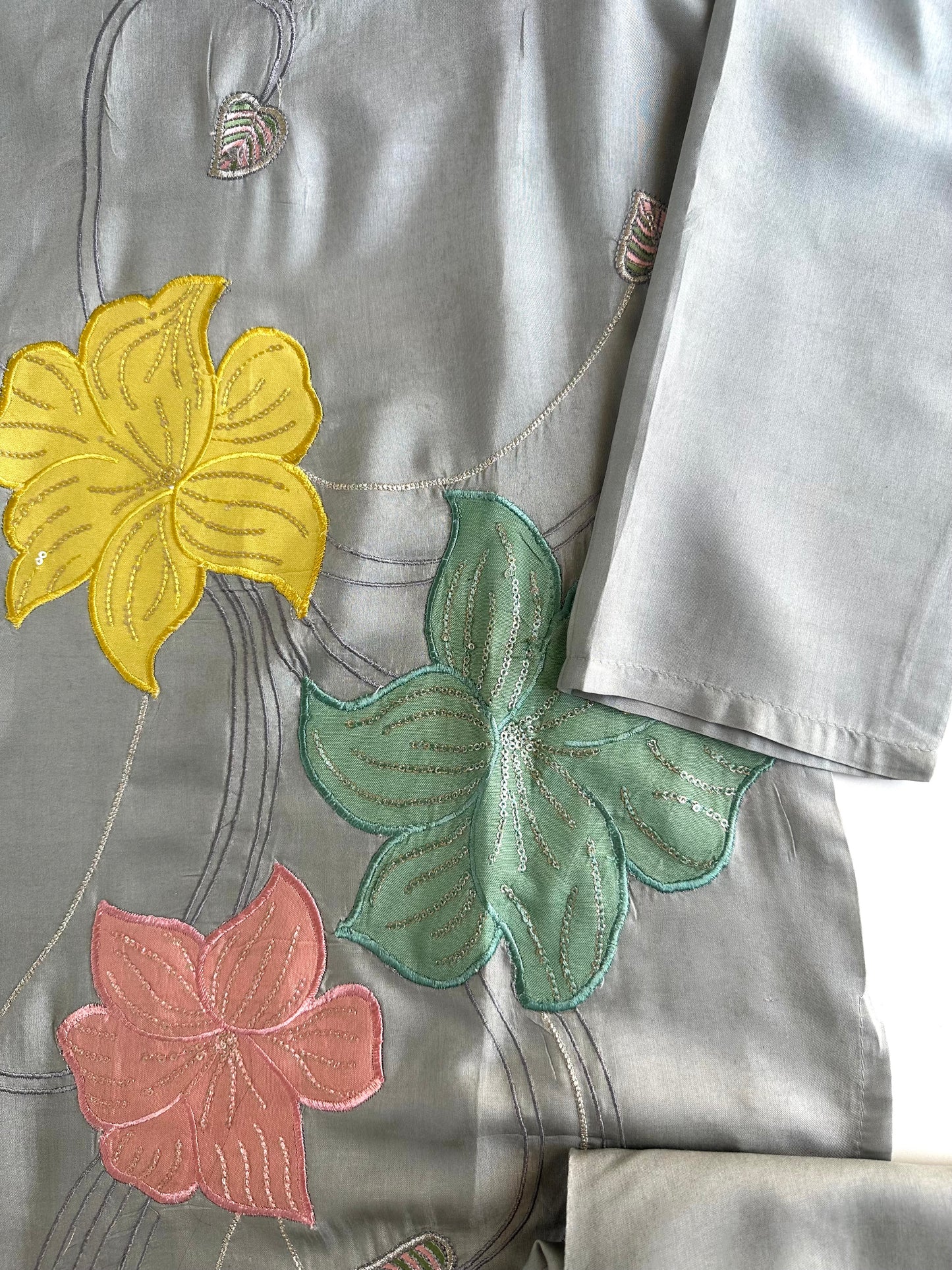 K354 - Pure muslin appliqué coord set