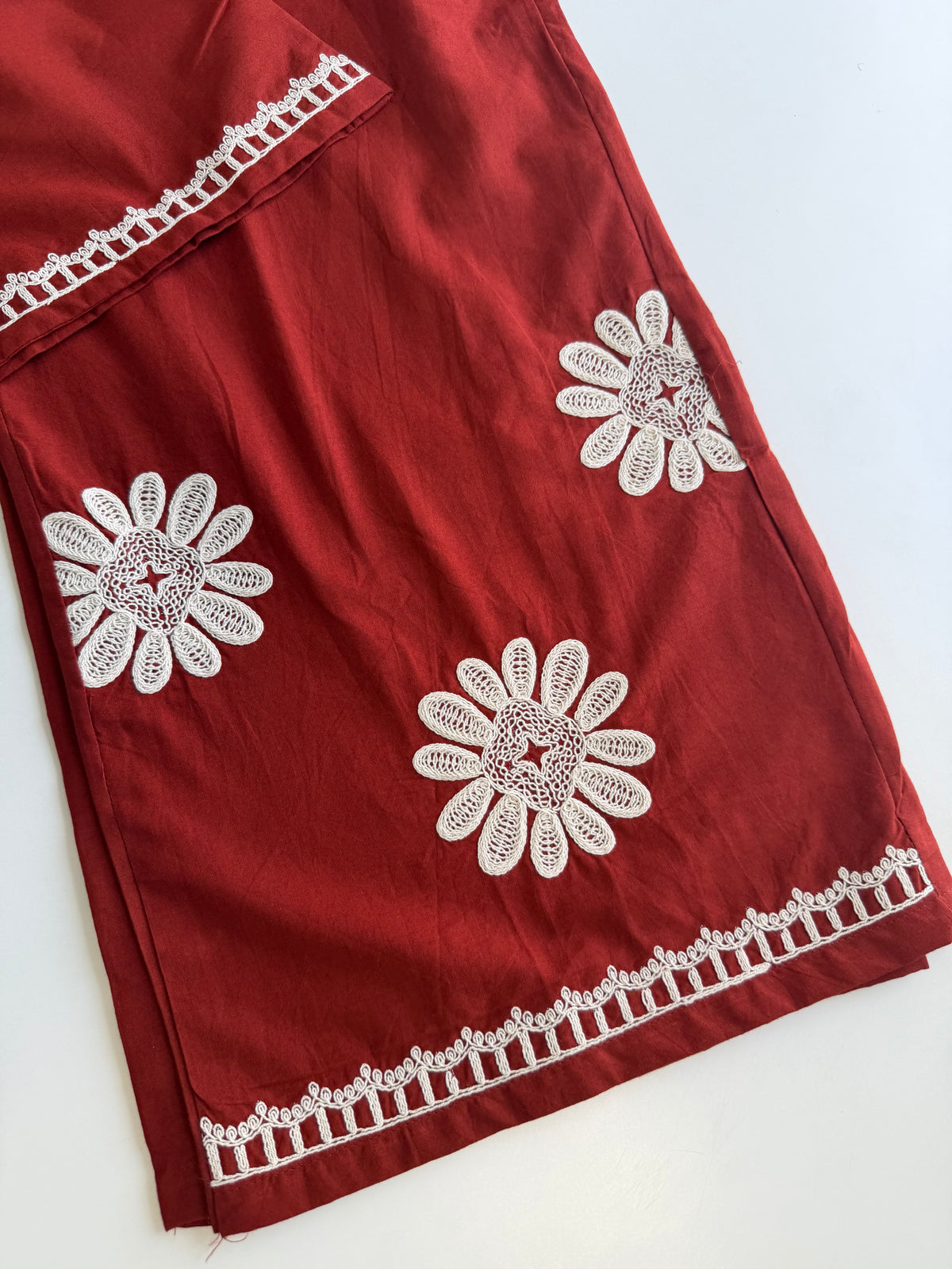 K576 - Besticktes Coord-Set aus Mul-Baumwolle