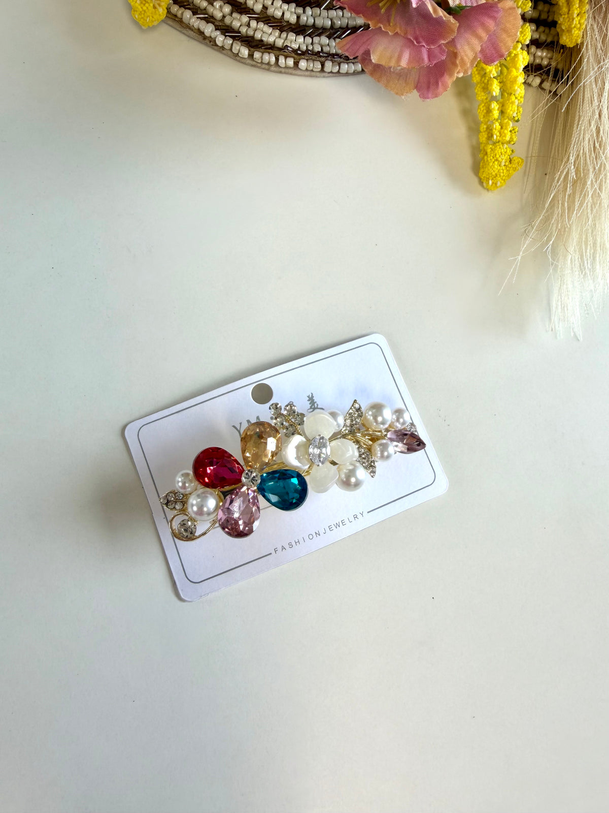 A046 - Designer-Haarspange mit Steinbesatz