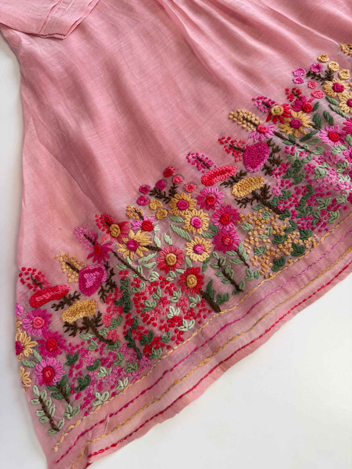 K562 - Mul chanderi embroidered coord set