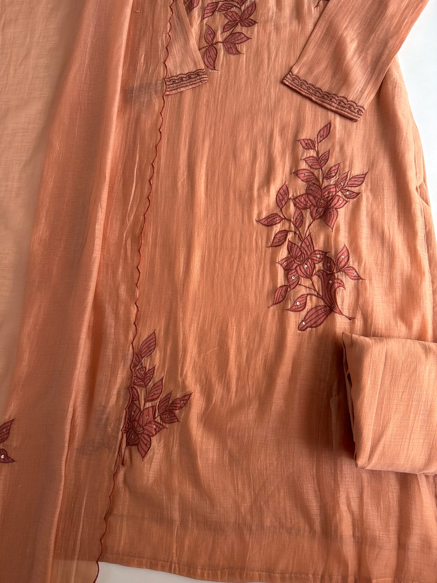 K567 - Mul chanderi embroidered straight Kurti with pants and dupatta