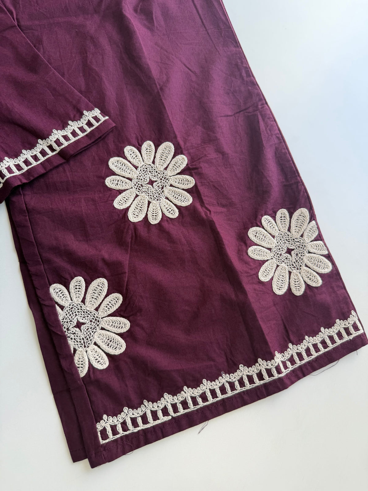 K576 - Besticktes Coord-Set aus Mul-Baumwolle