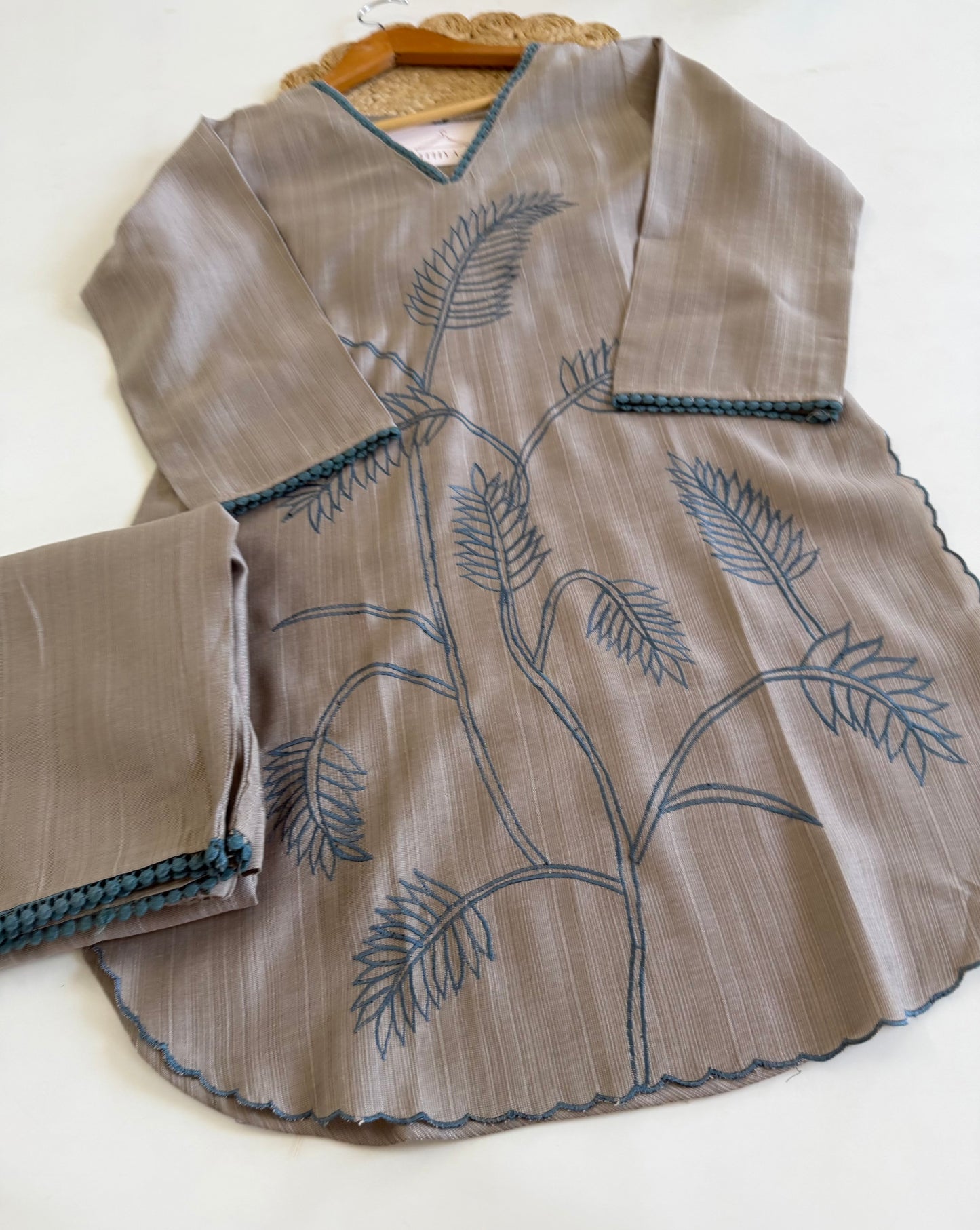 K148 - Striped cotton embroidered coord set