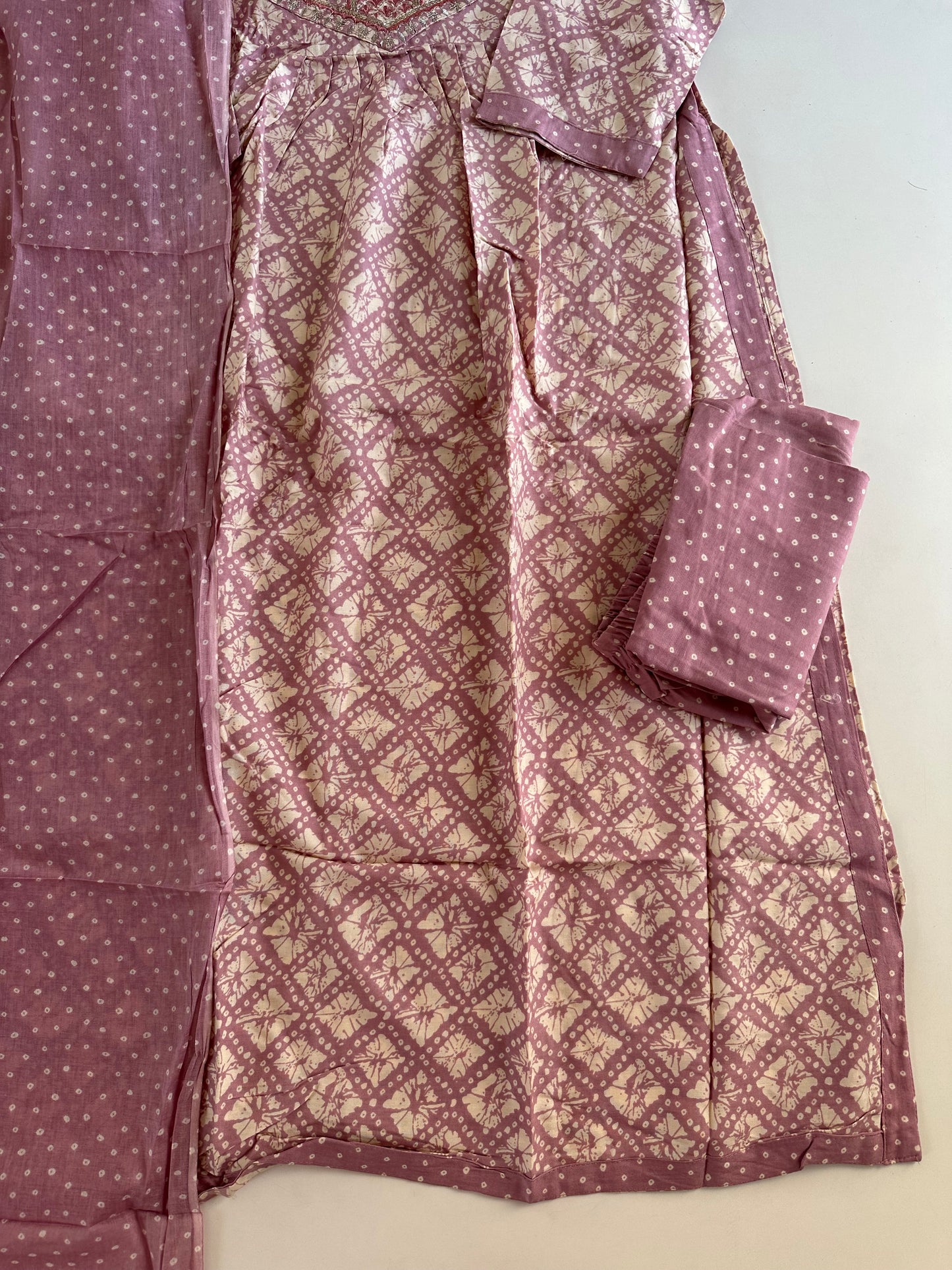 D351 - Muslin Alia cut Anarkali with pants and dupatta