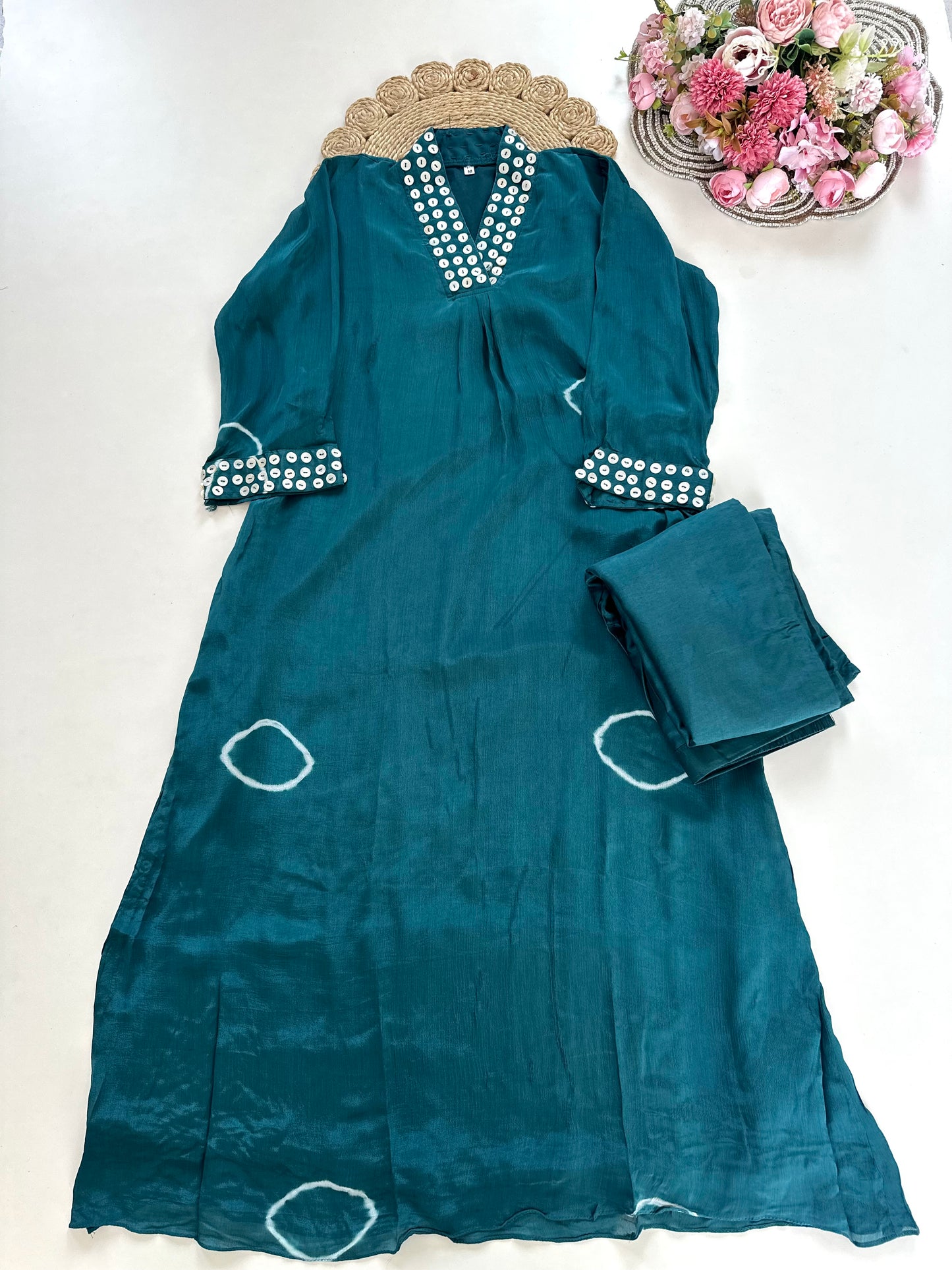 K201 - Chinnon coin work Aline Kurti with pants