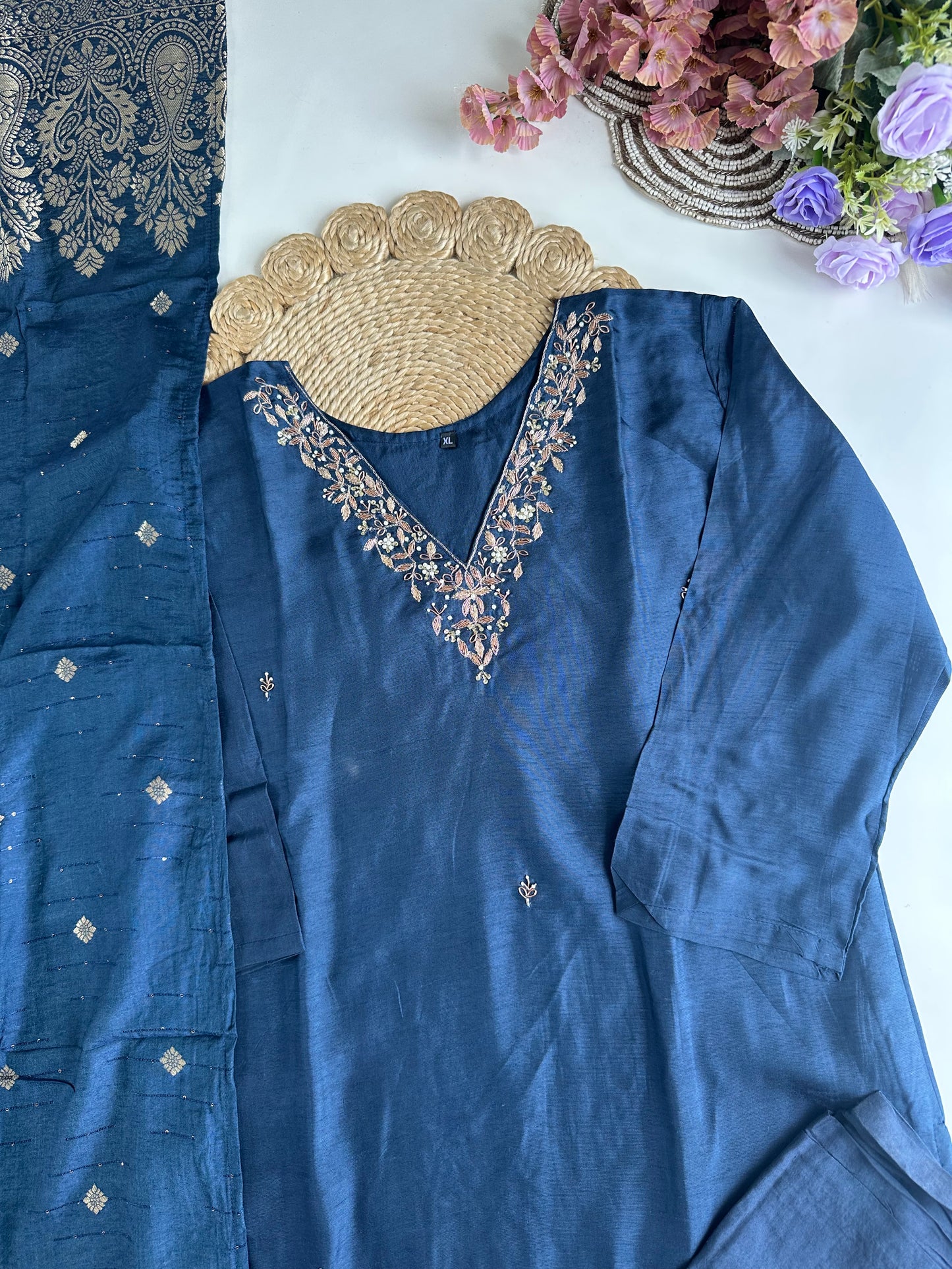 D284 - Dola silk straight kurti with pants and dupatta