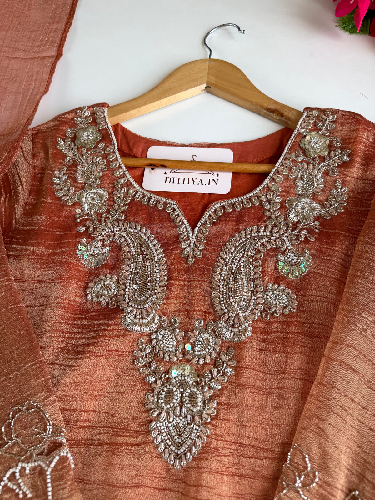K047 - Crushed tissue handwork short Kurti with divider pants and dupatta