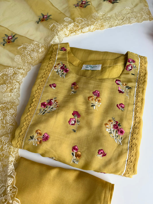 K602 - Mul chanderi embroidered net lace work Aline Kurti with pants and dupatta
