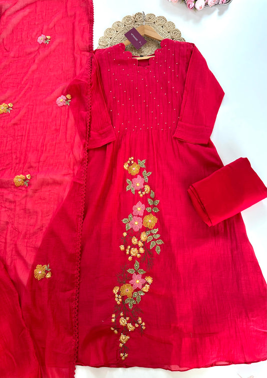 K204 - Mul Chanderi appliqué work Aline Kurti with pants and dupatta