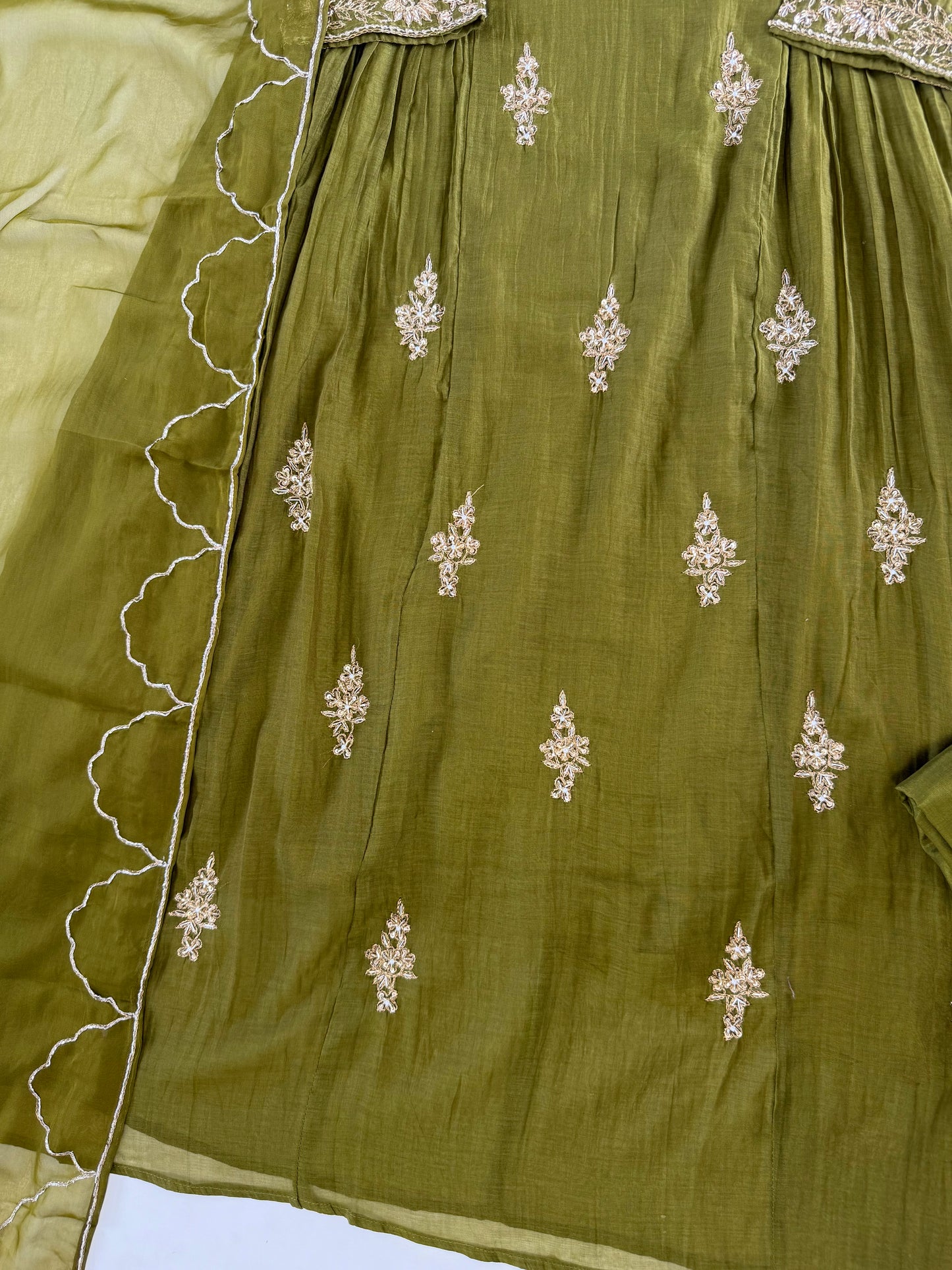 K551 - Mul chanderi handwork Aline Kurti with pants and dupatta