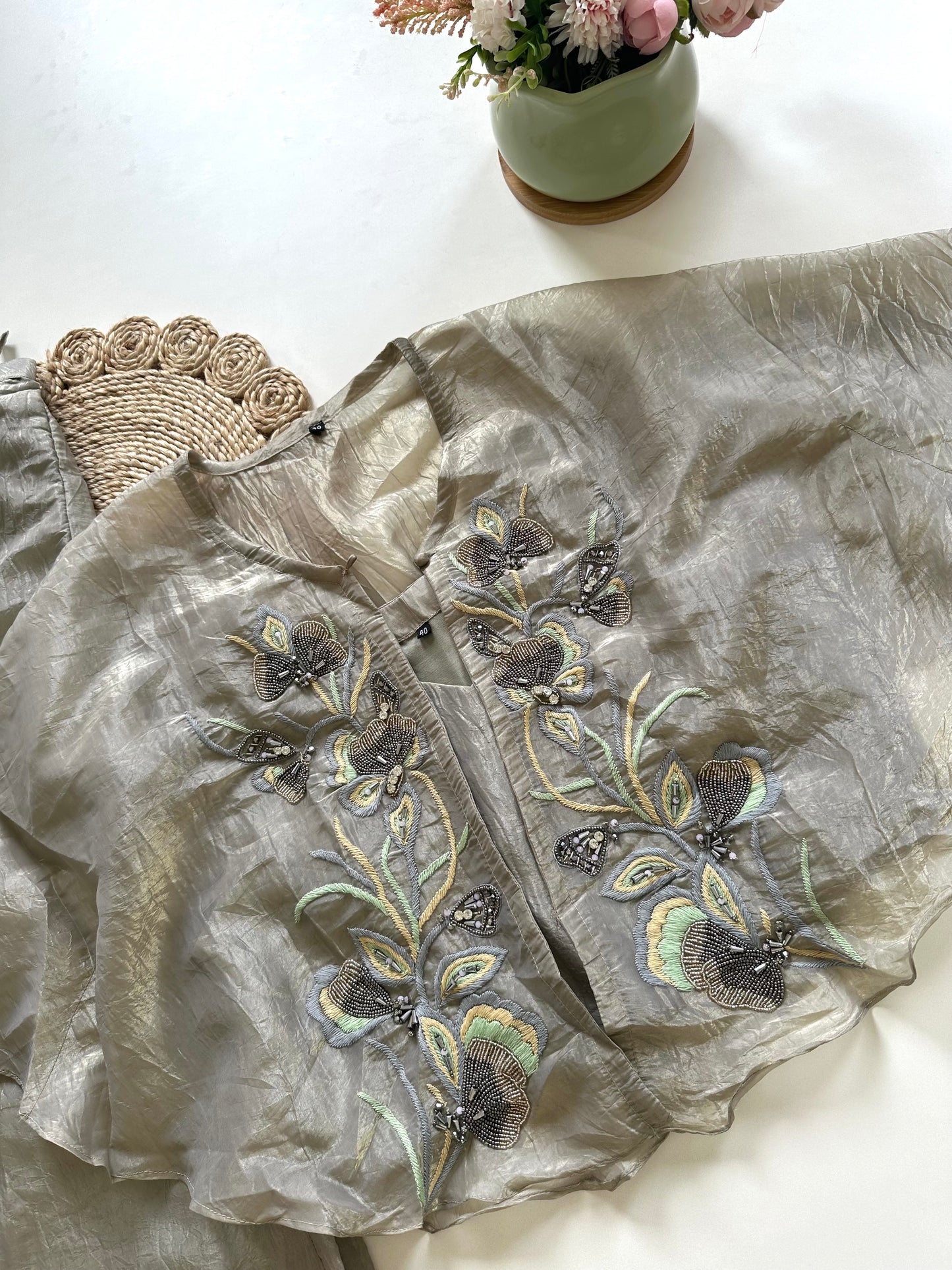 K188 - Tissue silk handwork crop top with inner and palazzo