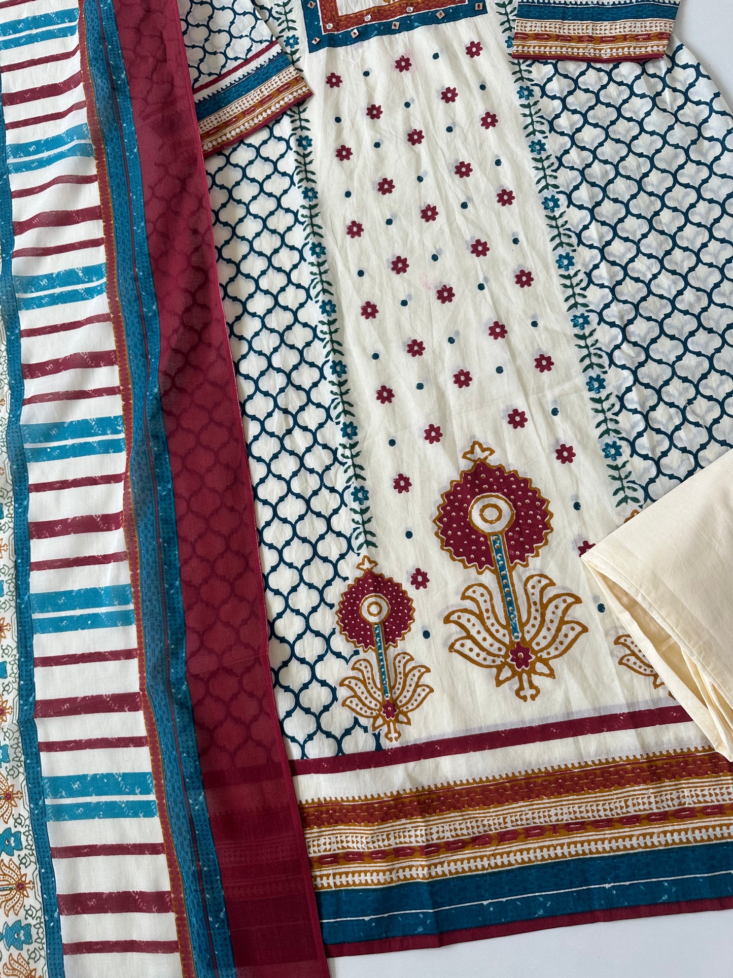 K687 - Mul cotton printed straight Kurti with pants and dupatta