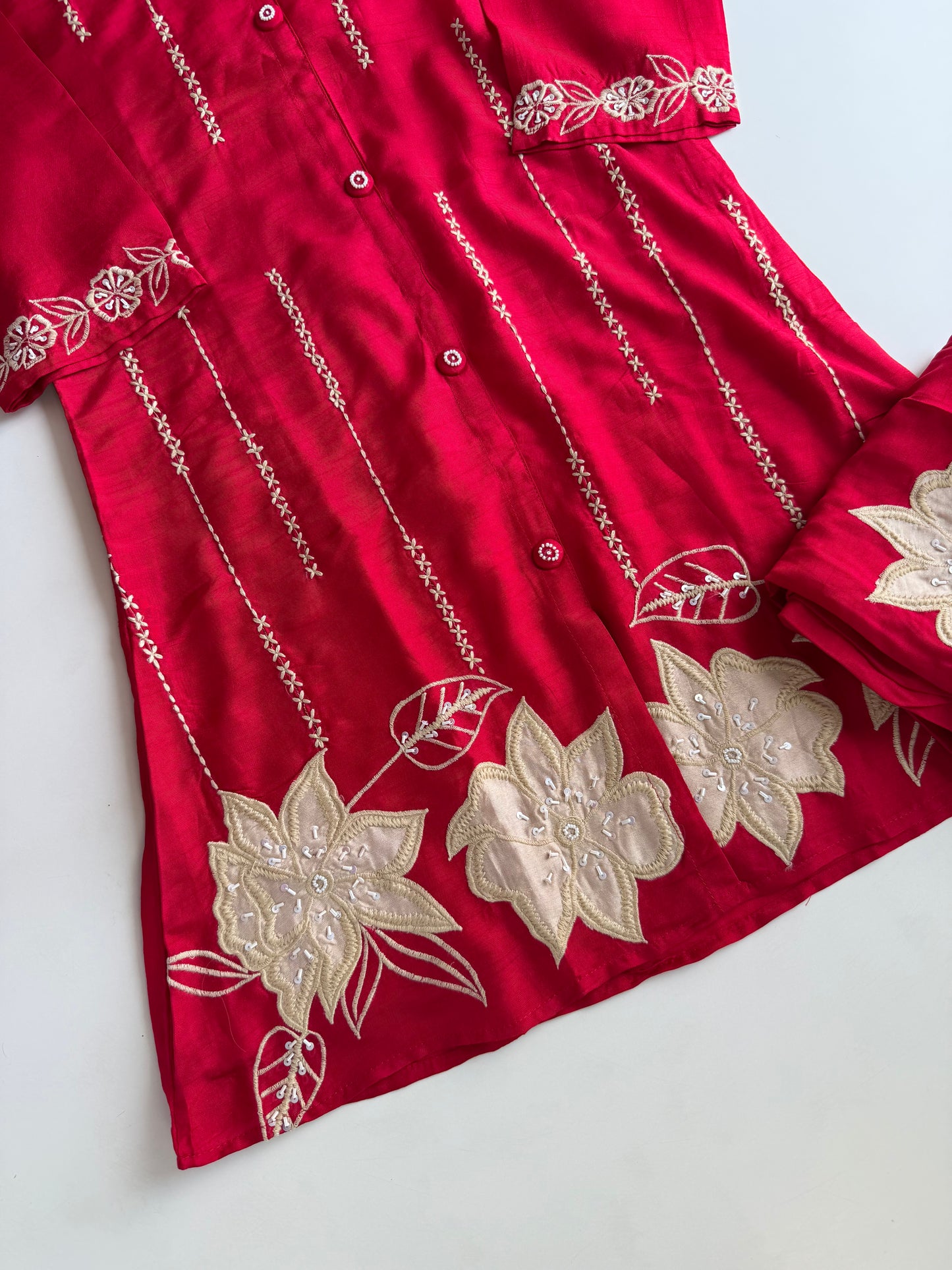 K561 - Russian silk appliqué work coord set