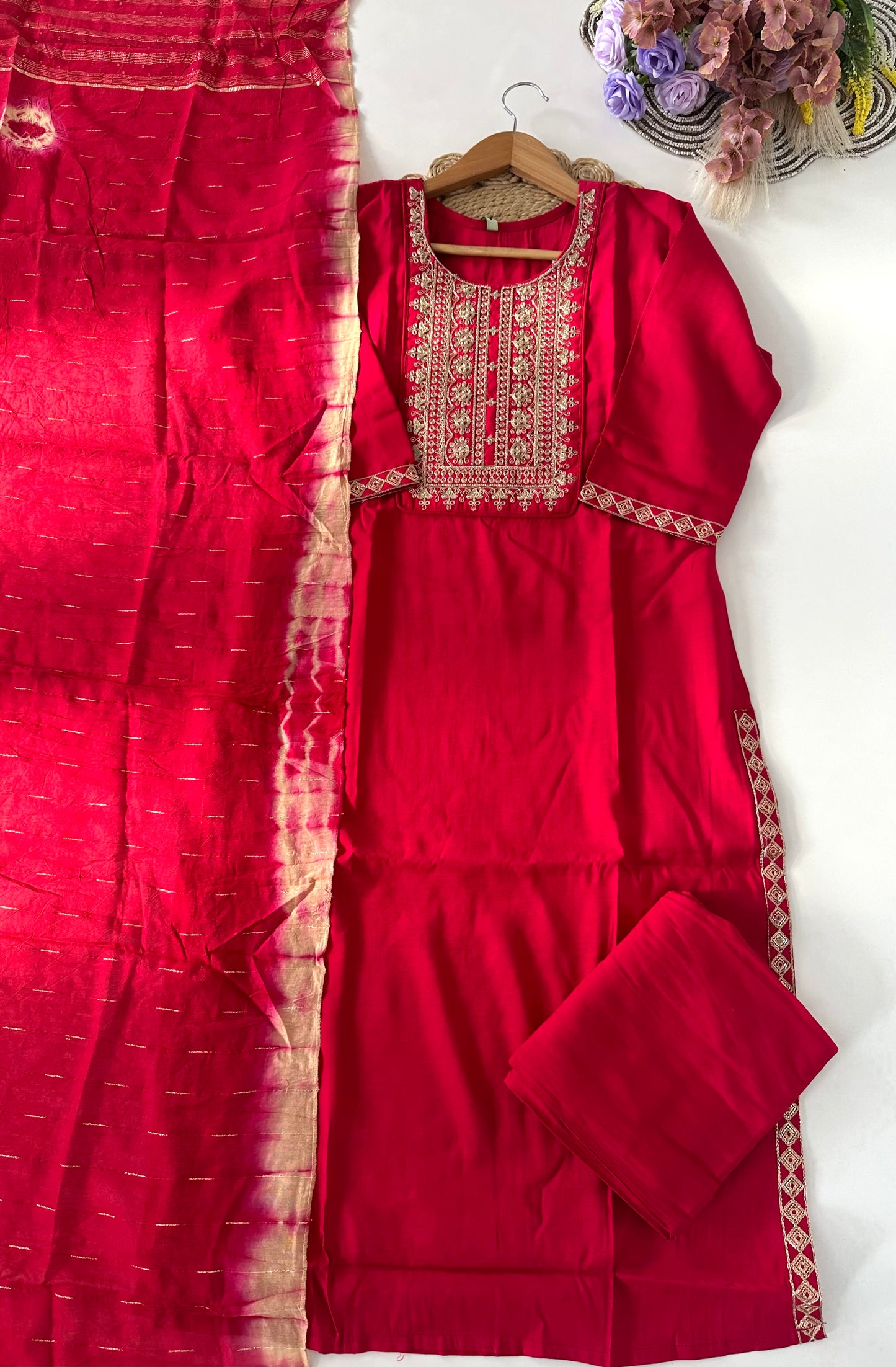 D307 - Dola silk straight kurti with pants and dupatta