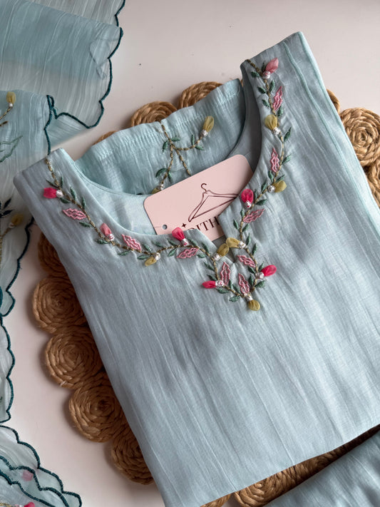 K211 - Mul chanderi embroidered 3D work straight Kurti with pants and dupatta
