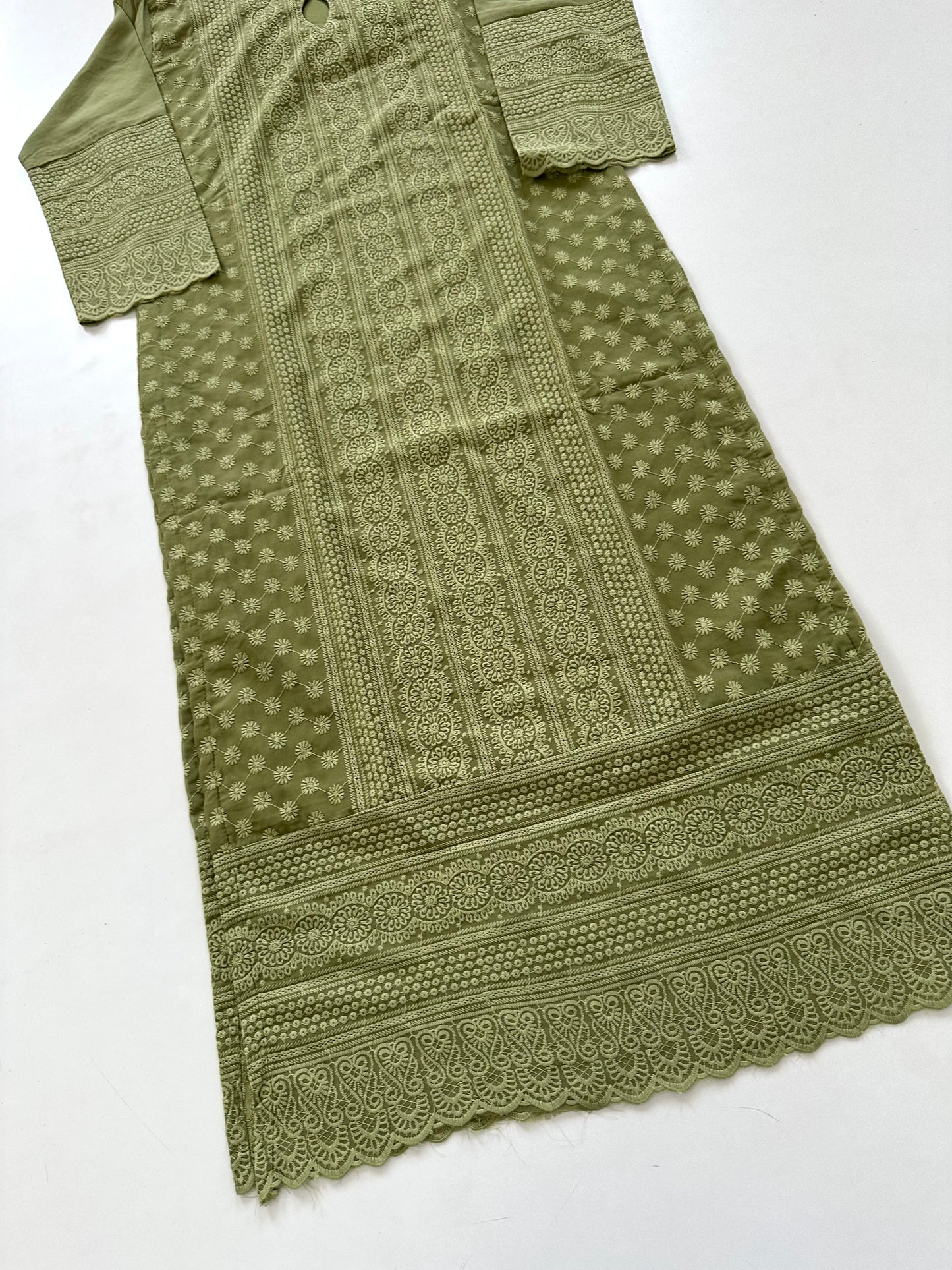 K061 - Georgette chikankari Kurti