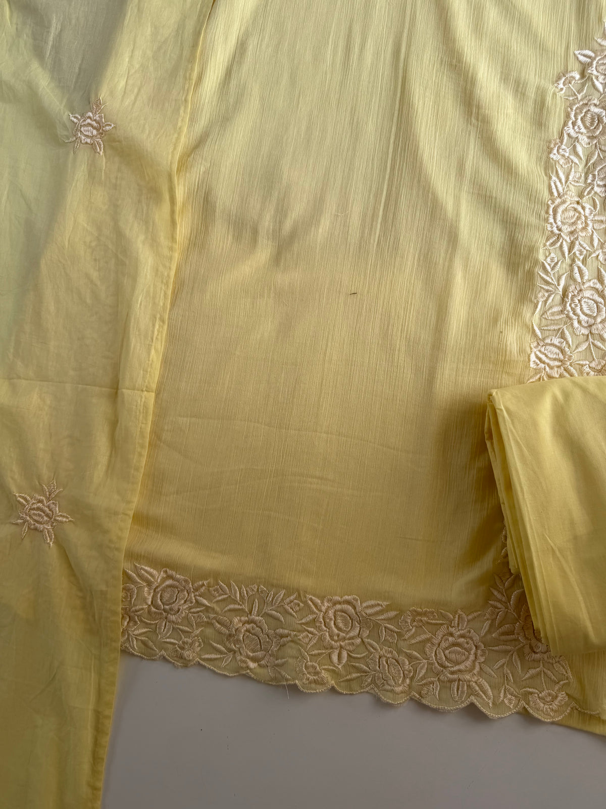 K205 - Crushed mul chanderi embroidered straight Kurti with pants and dupatta