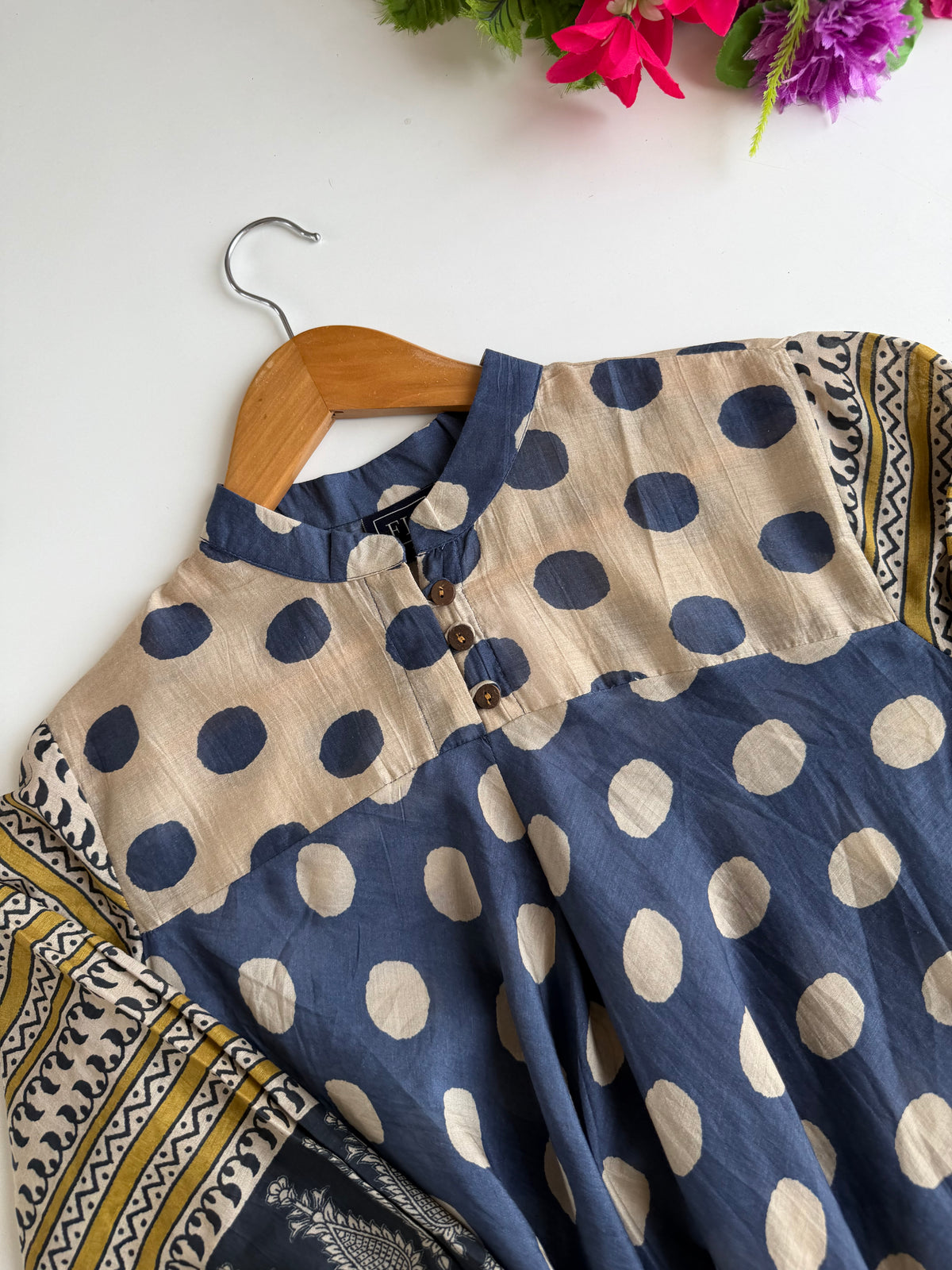 K535 - Muslin printed shirt