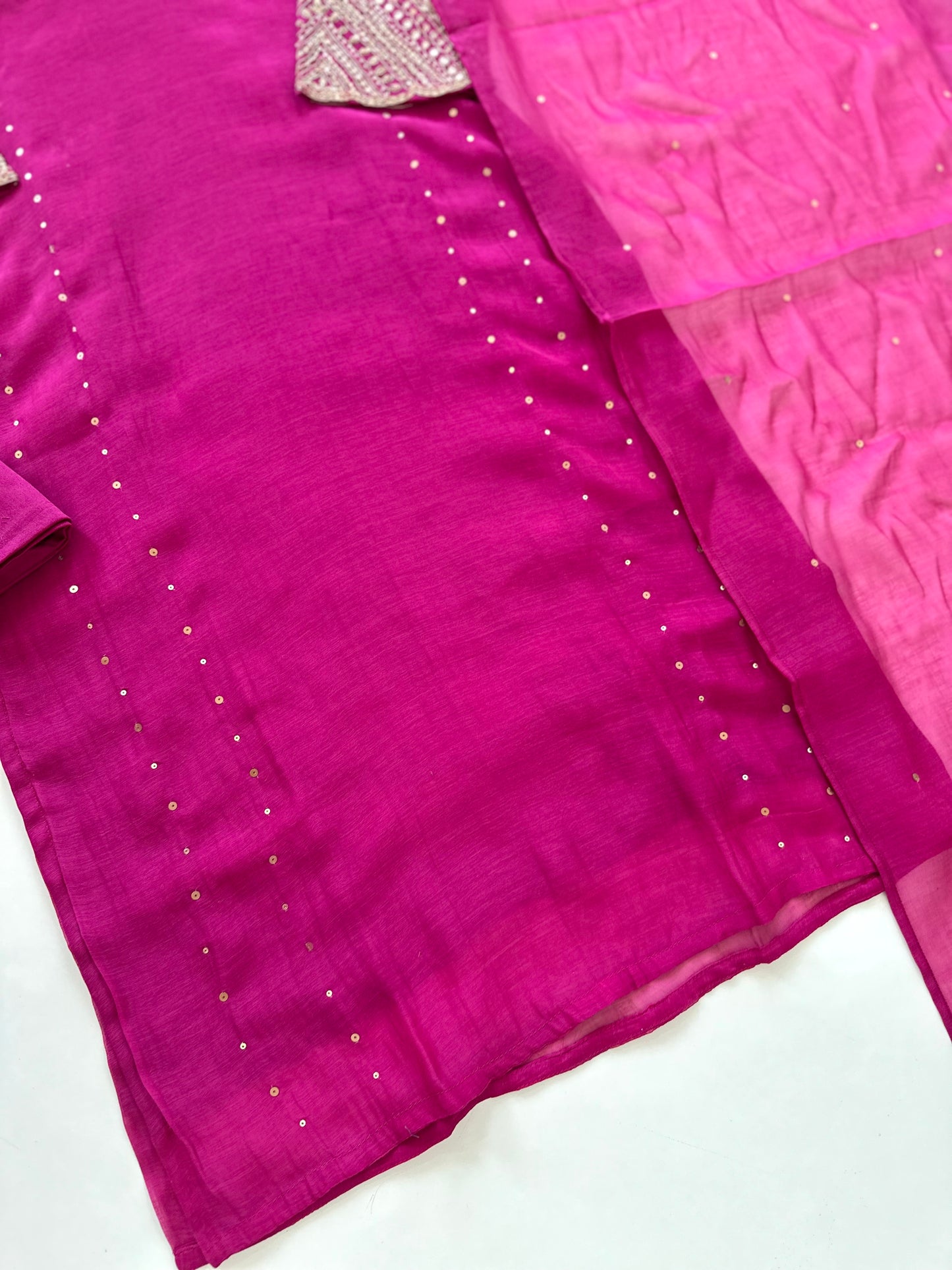 K080 - Mul Chanderi handwork straight kurti with pants and dupatta