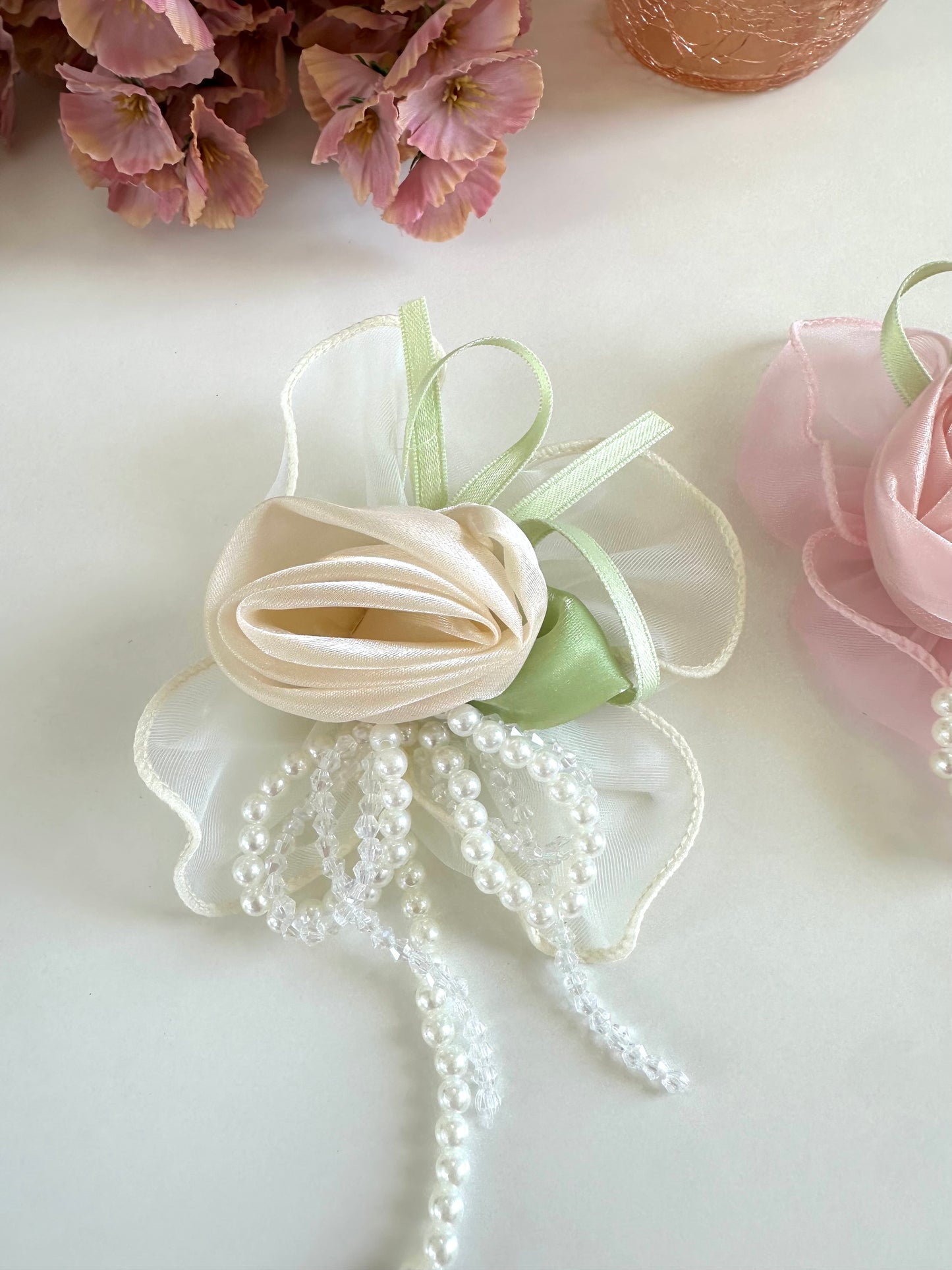 A016 - Fancy flower beaded hair clip (per piece)