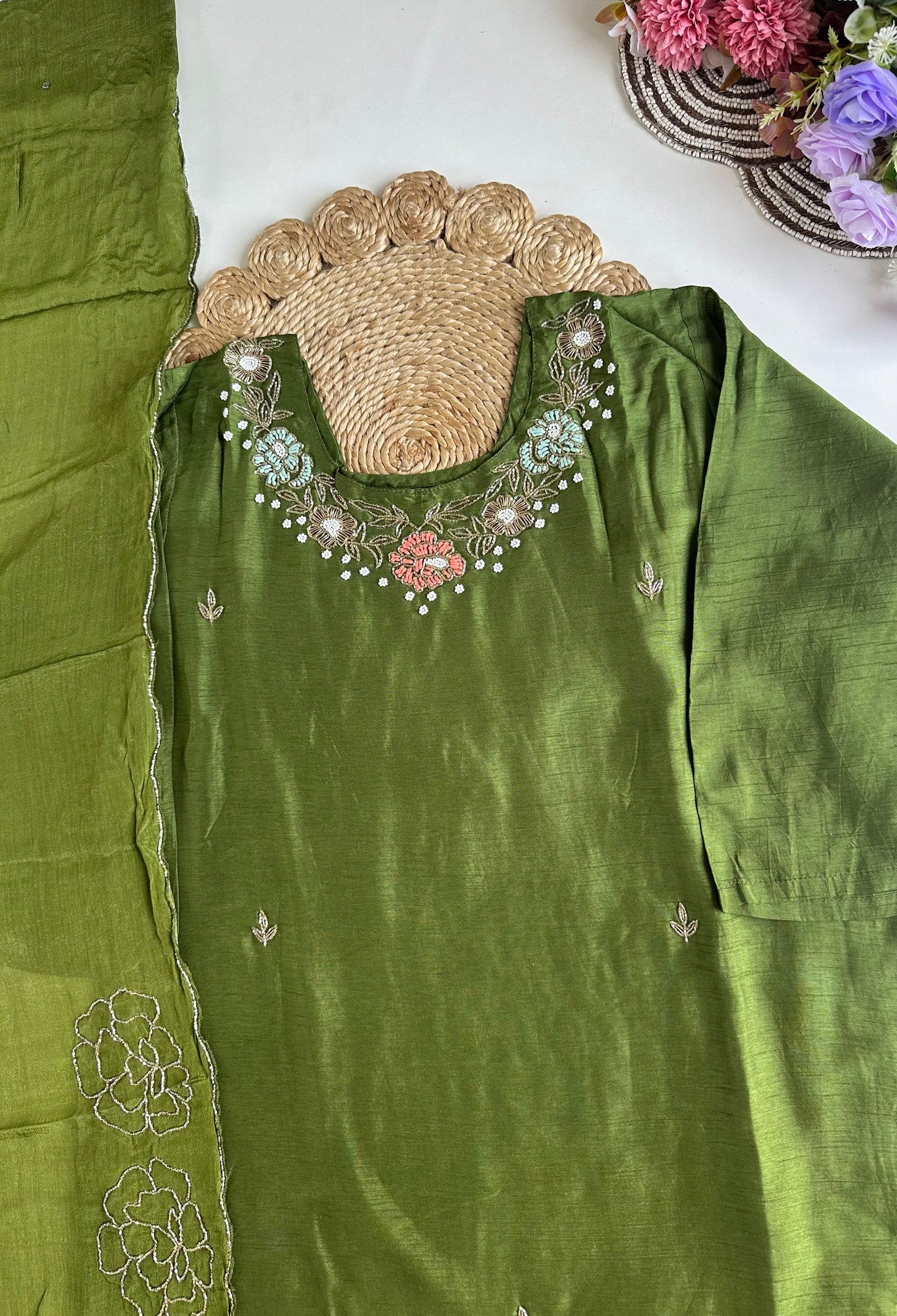 D054 -Dola silk straight kurti with pants and dupatta
