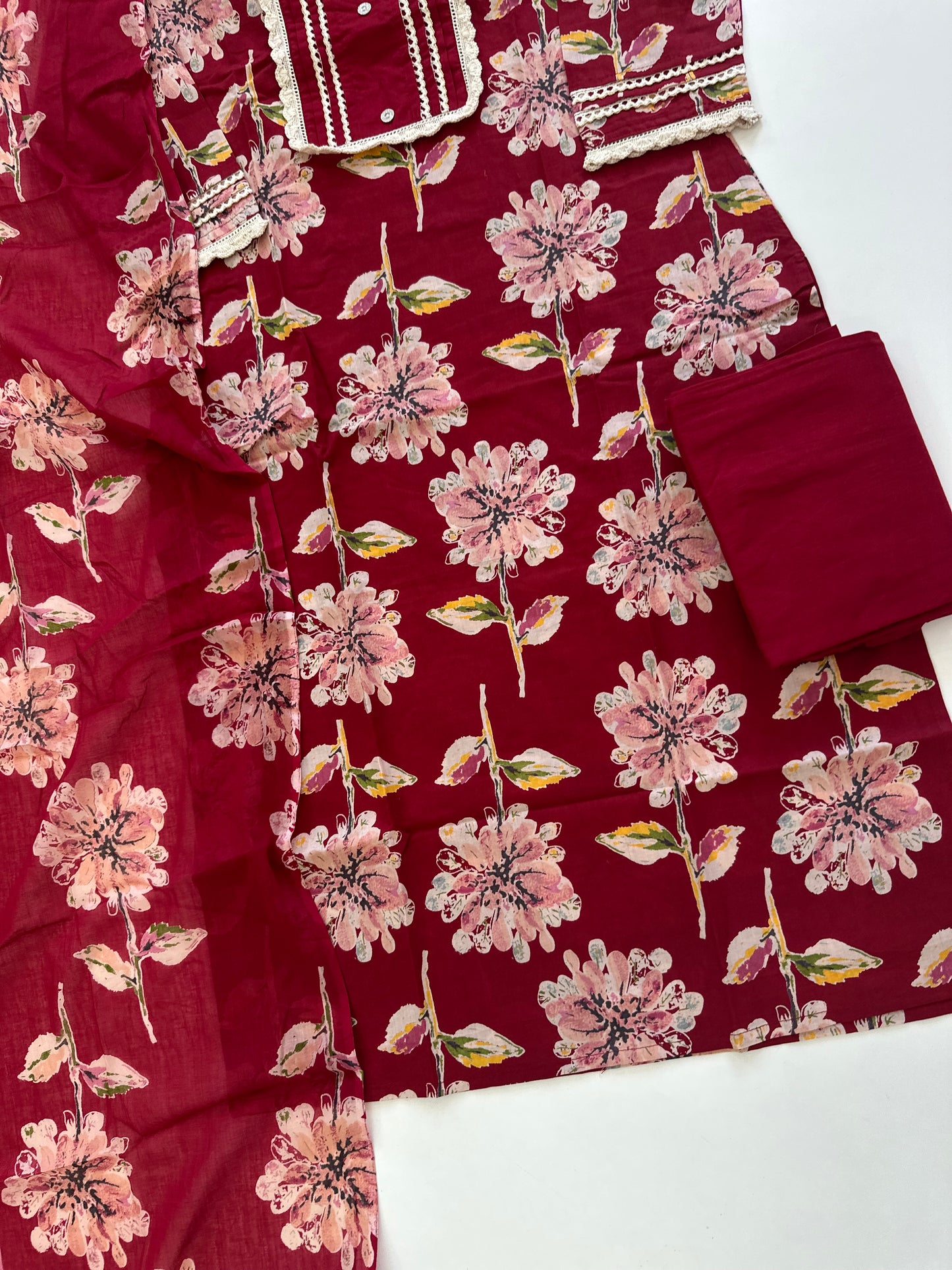 K037 - Cotton floral straight kurti with pants and dupatta.