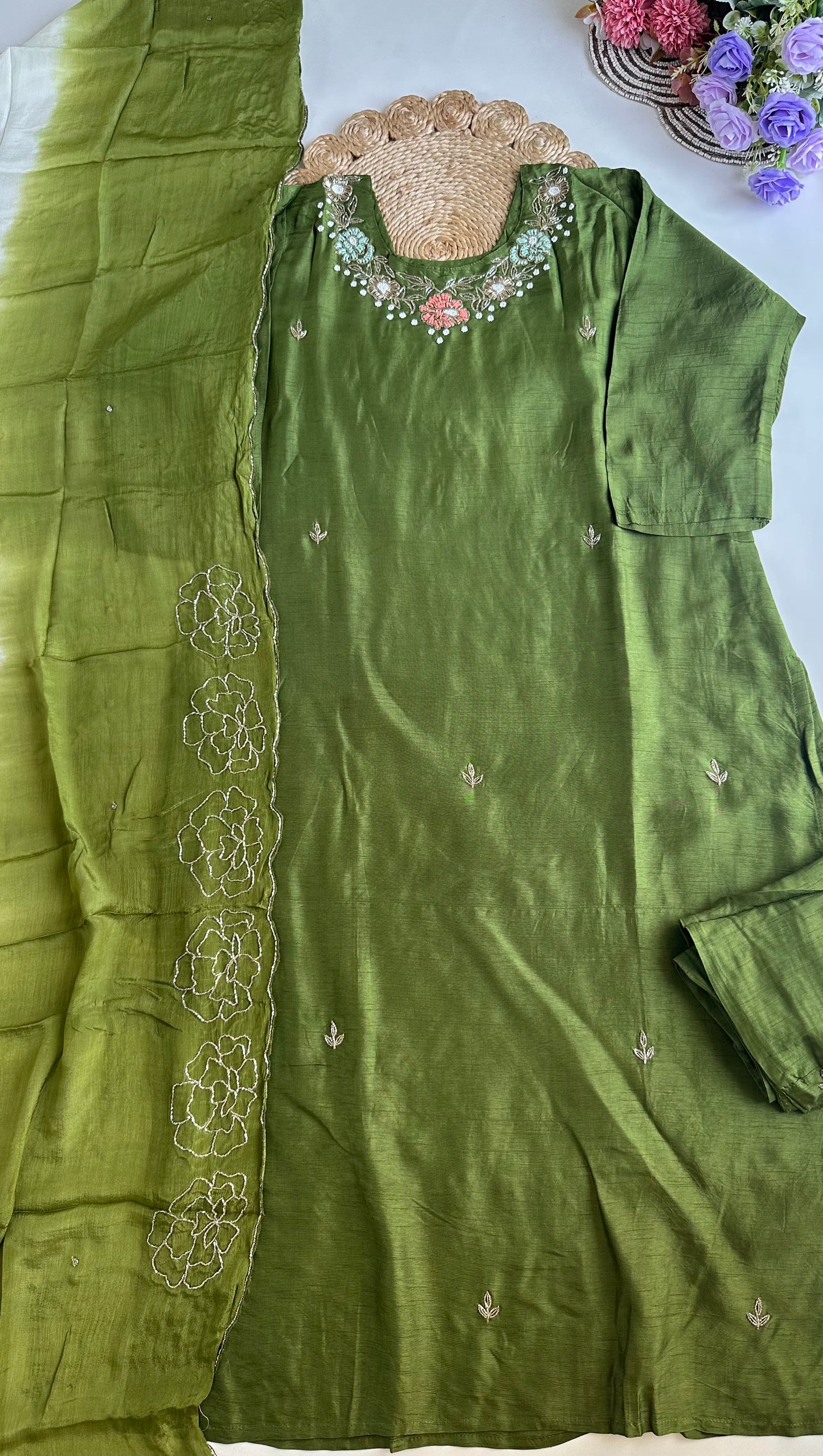 D054 -Dola silk straight kurti with pants and dupatta