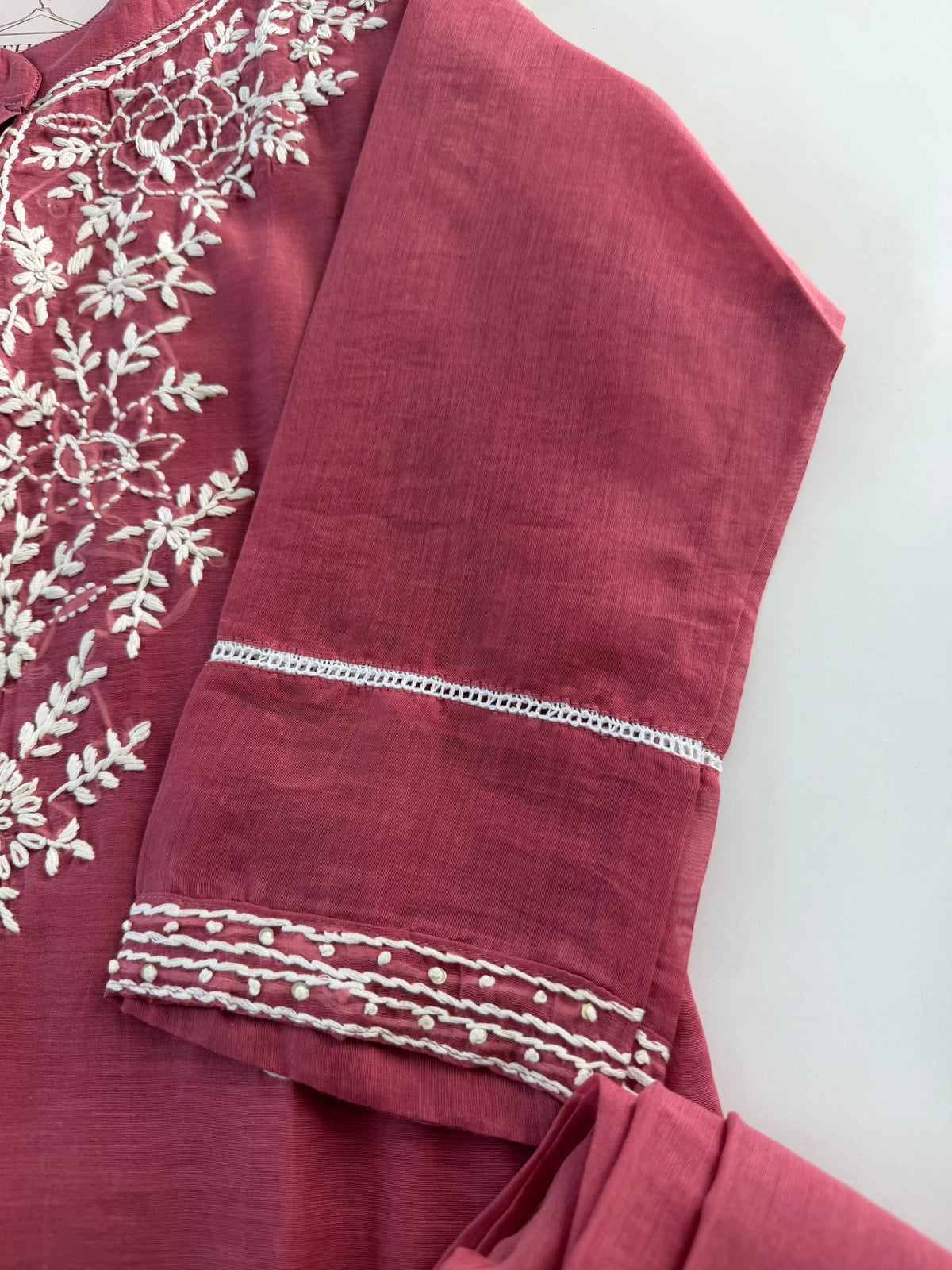 K512 - Mul chanderi embroidered coord set
