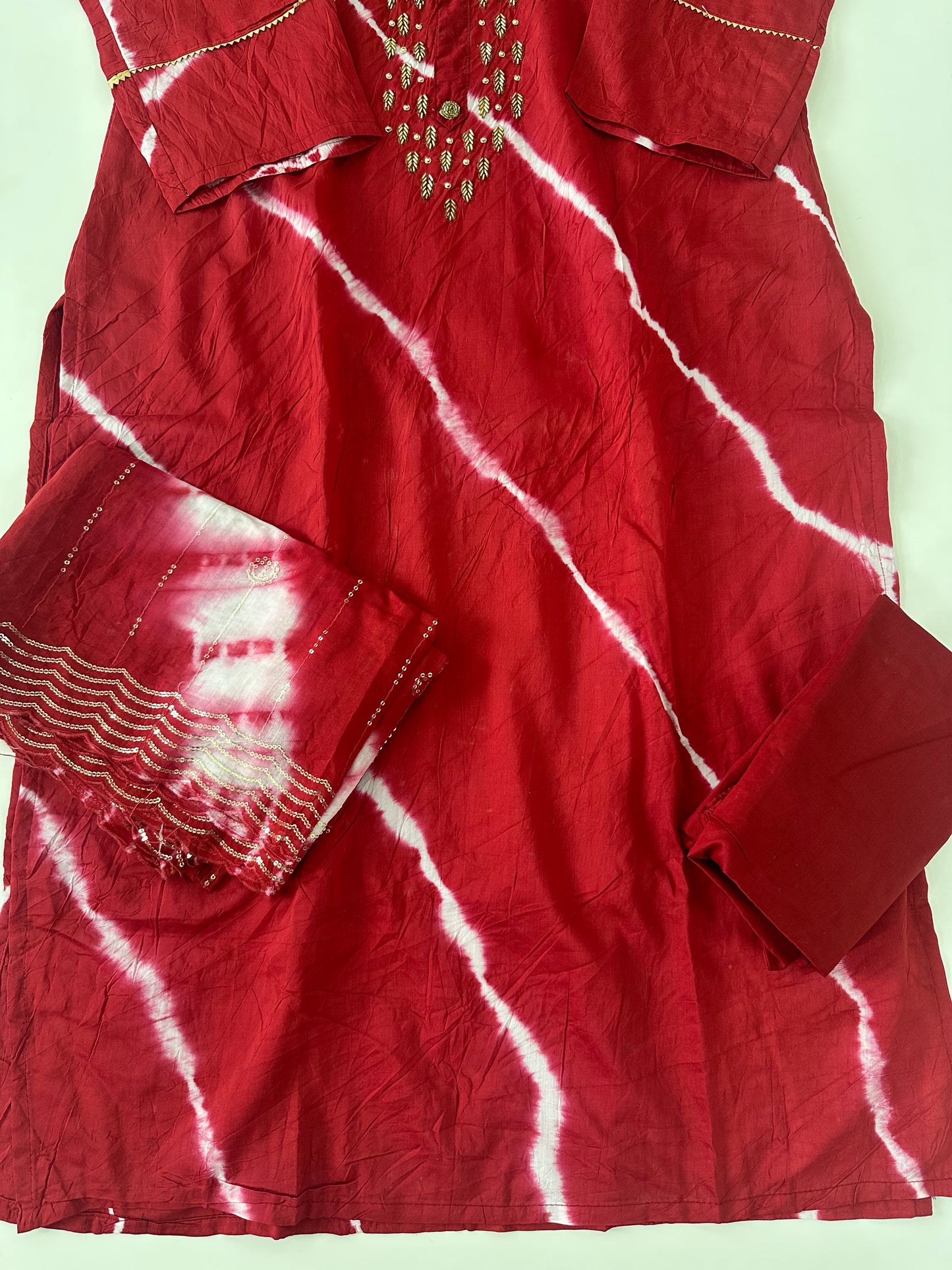 D221 - Dola silk straight kurti with pants and dupatta