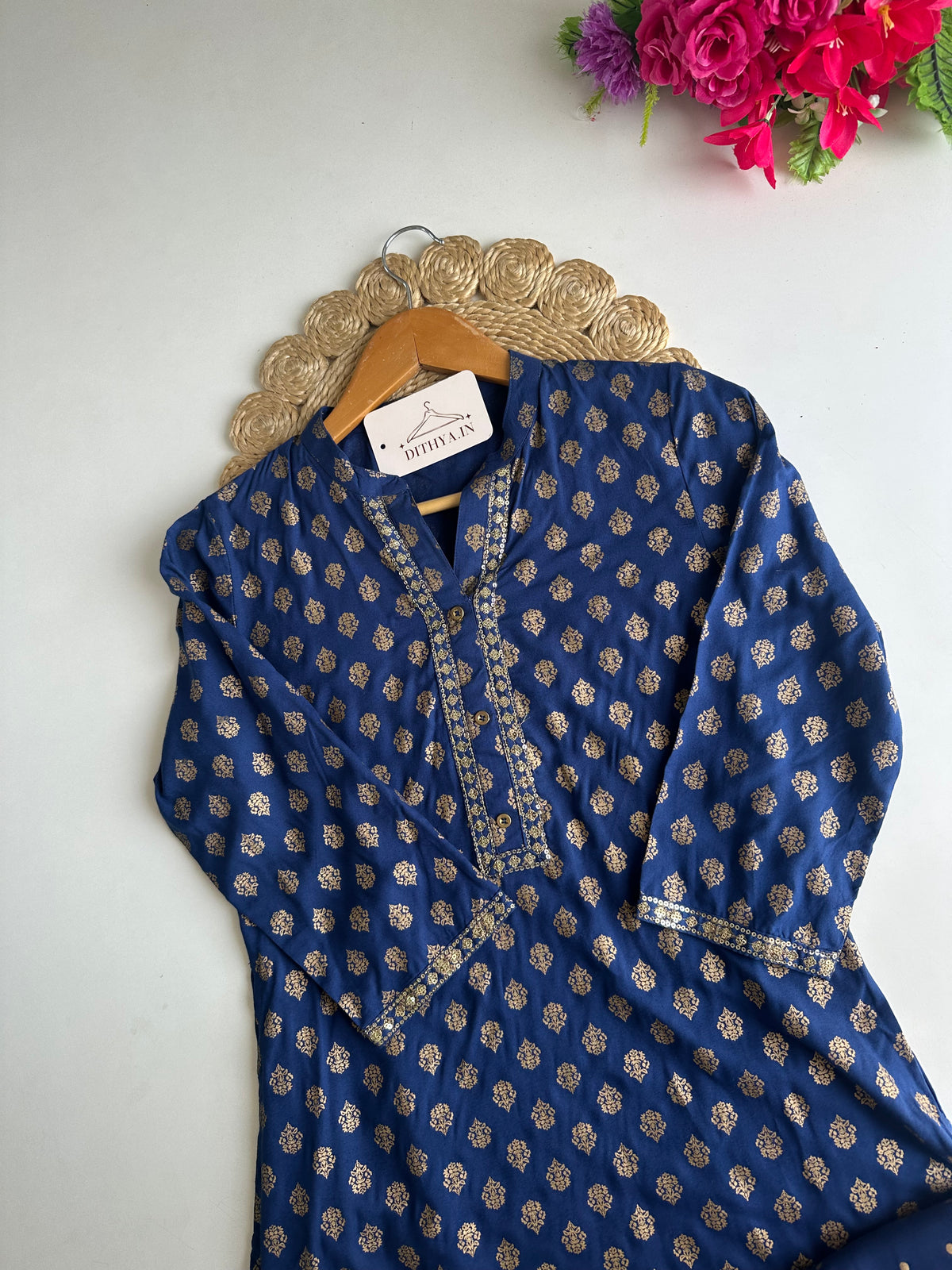 D553-Muslin straight Kurti with pants