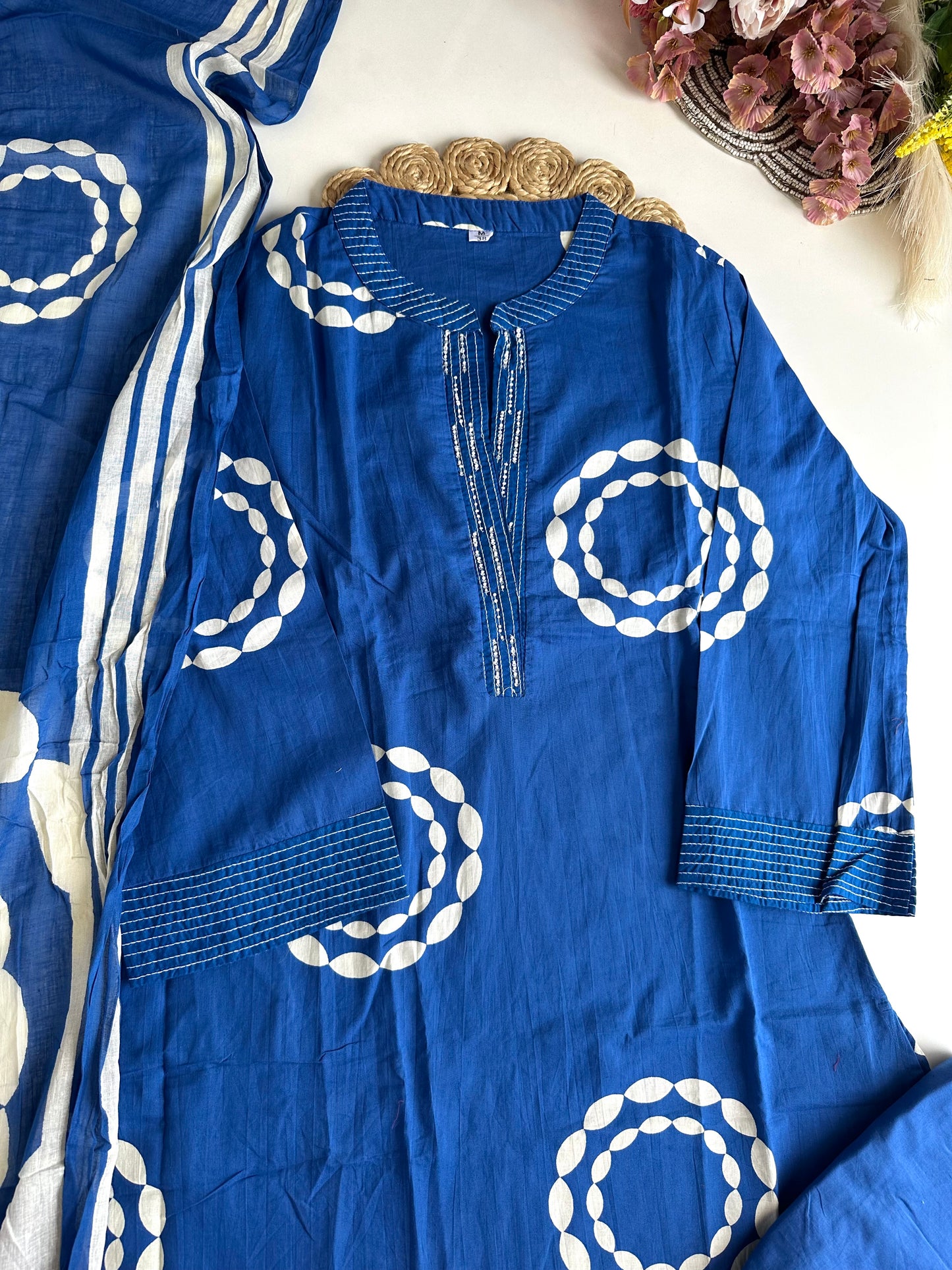 K449 - Mul Cotton straight Kurti with pants and dupatta
