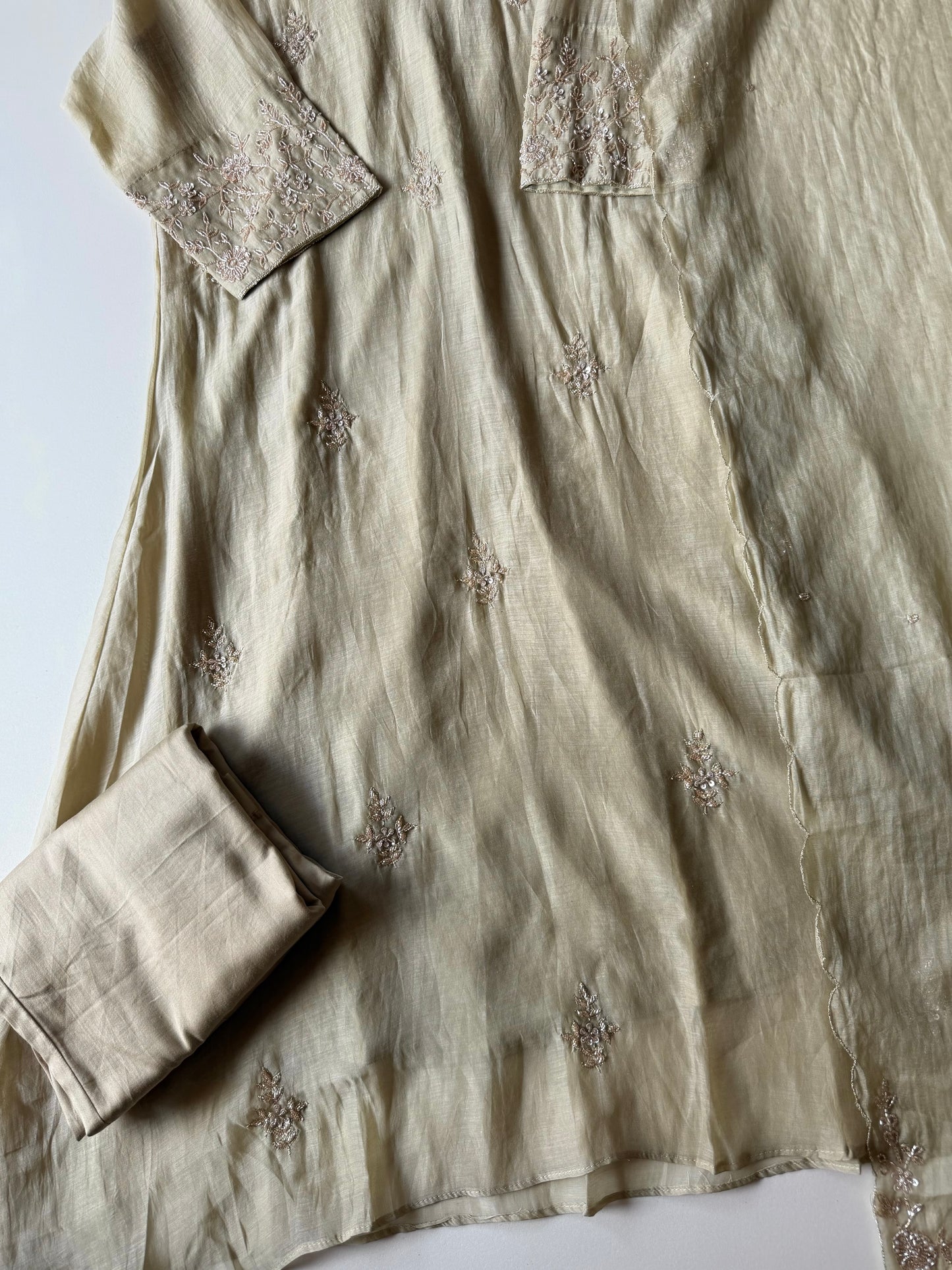 K183 - Mul chanderi handwork aline Kurti with pants and dupatta