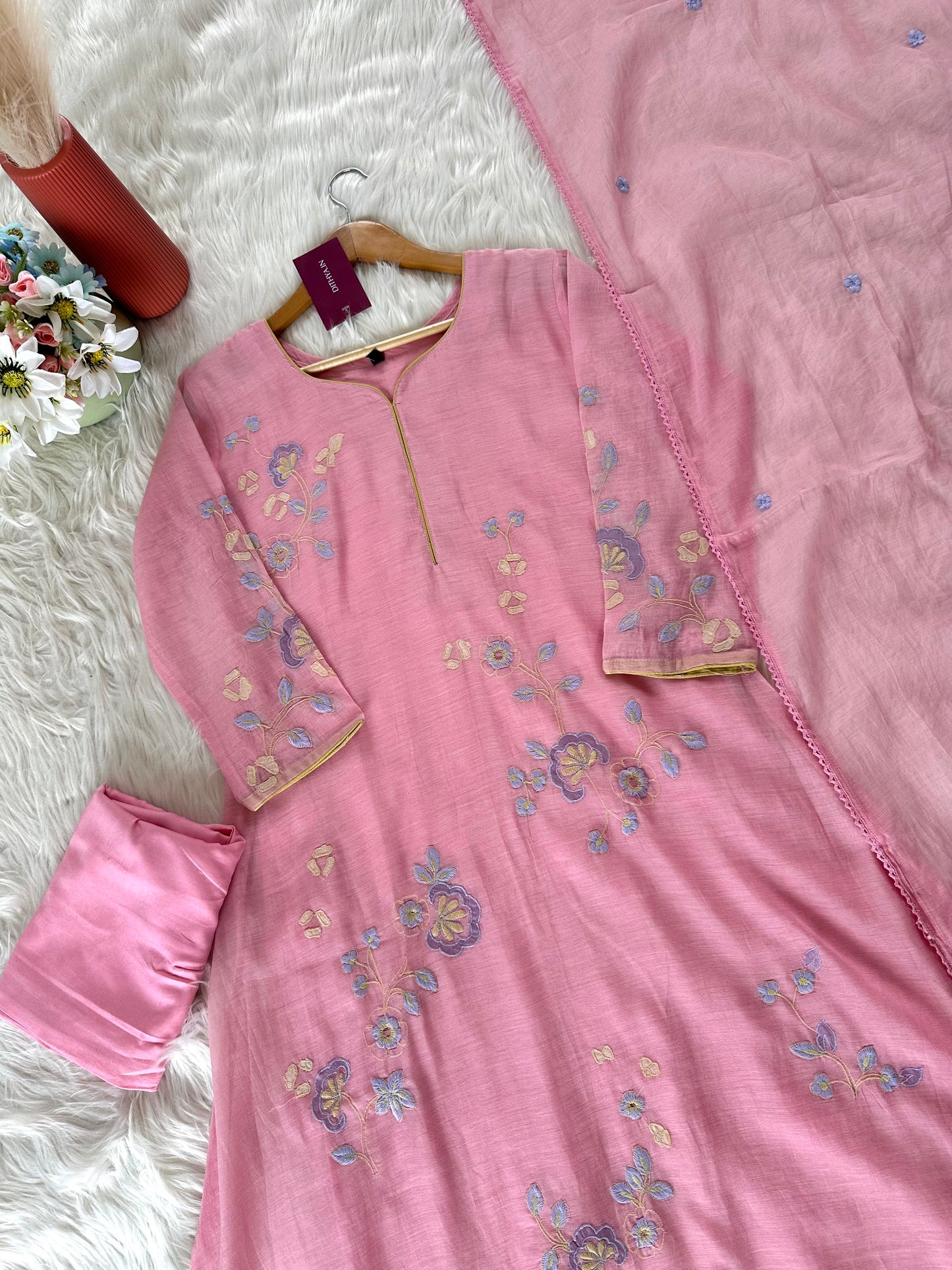 K187 - Mul Chanderi appliqué work Aline Kurti with pants and dupatta