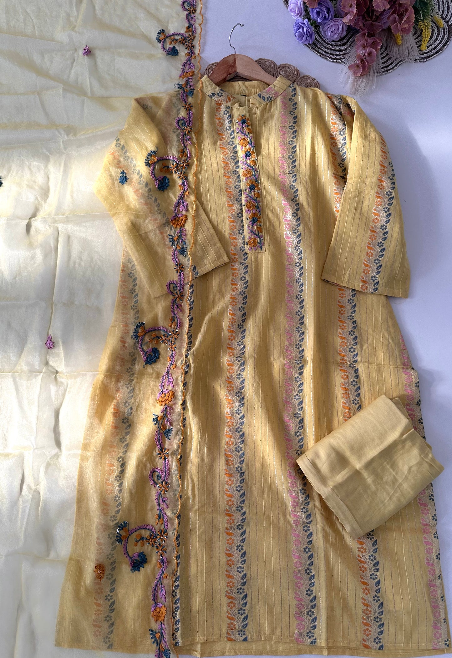 D305 - Dola silk straight kurti with pants and dupatta