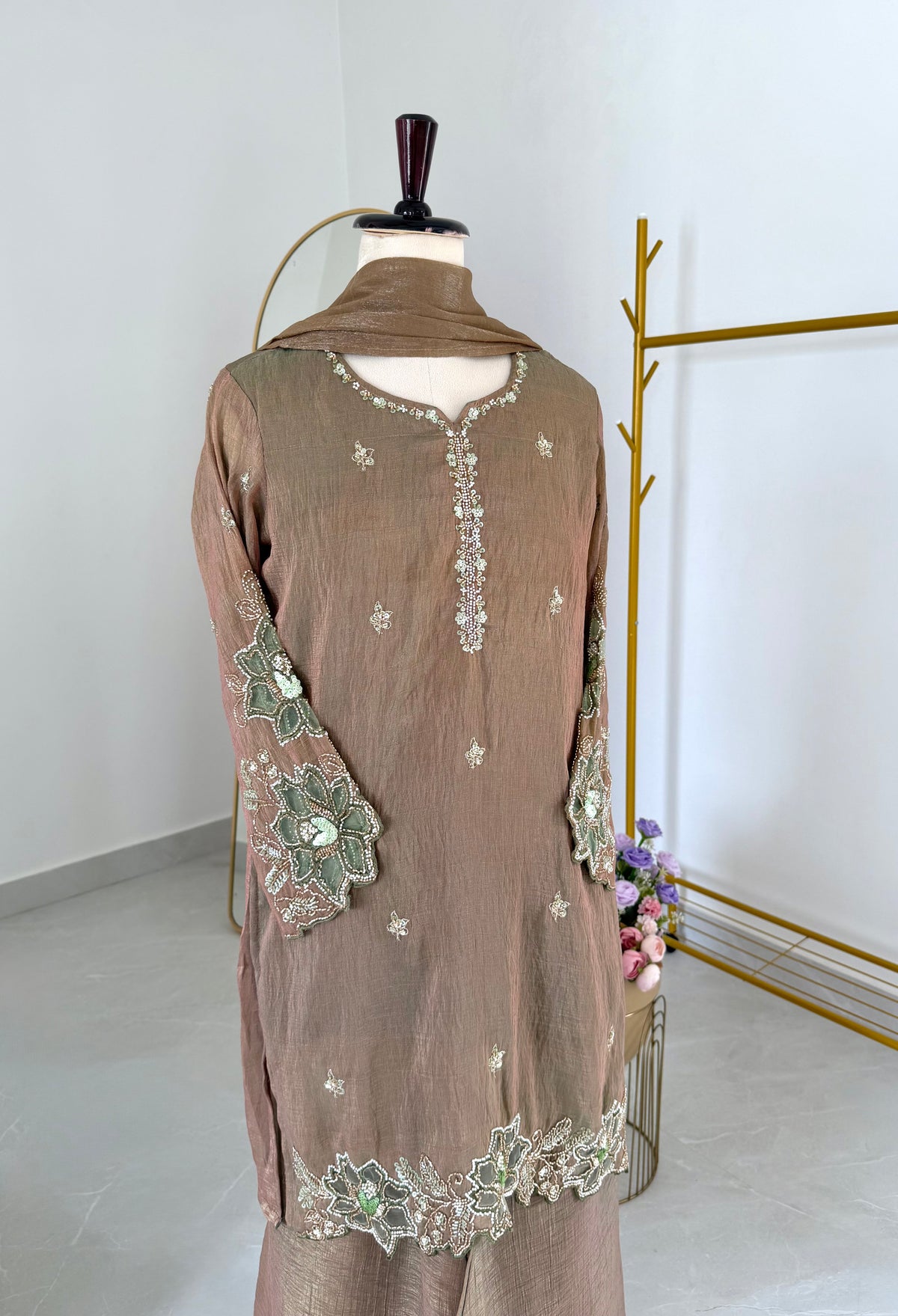 K069 - Crush tissue silk handwork short Kurti with divider pants and dupatta
