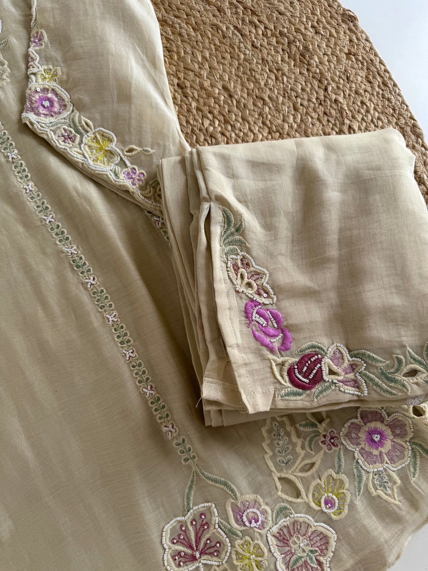 K353 - Premium Mul chanderi handwork coord set