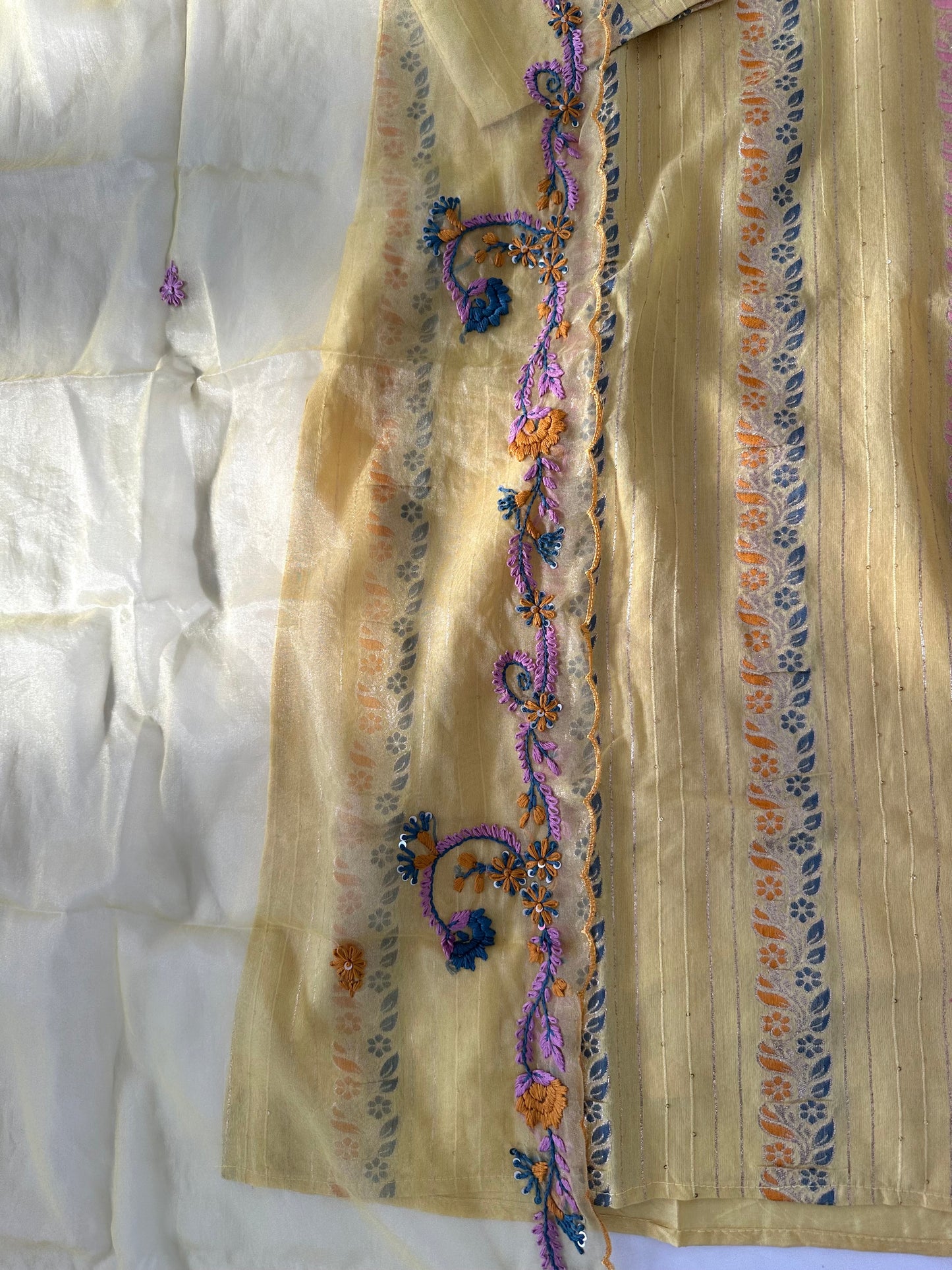 D305 - Dola silk straight kurti with pants and dupatta