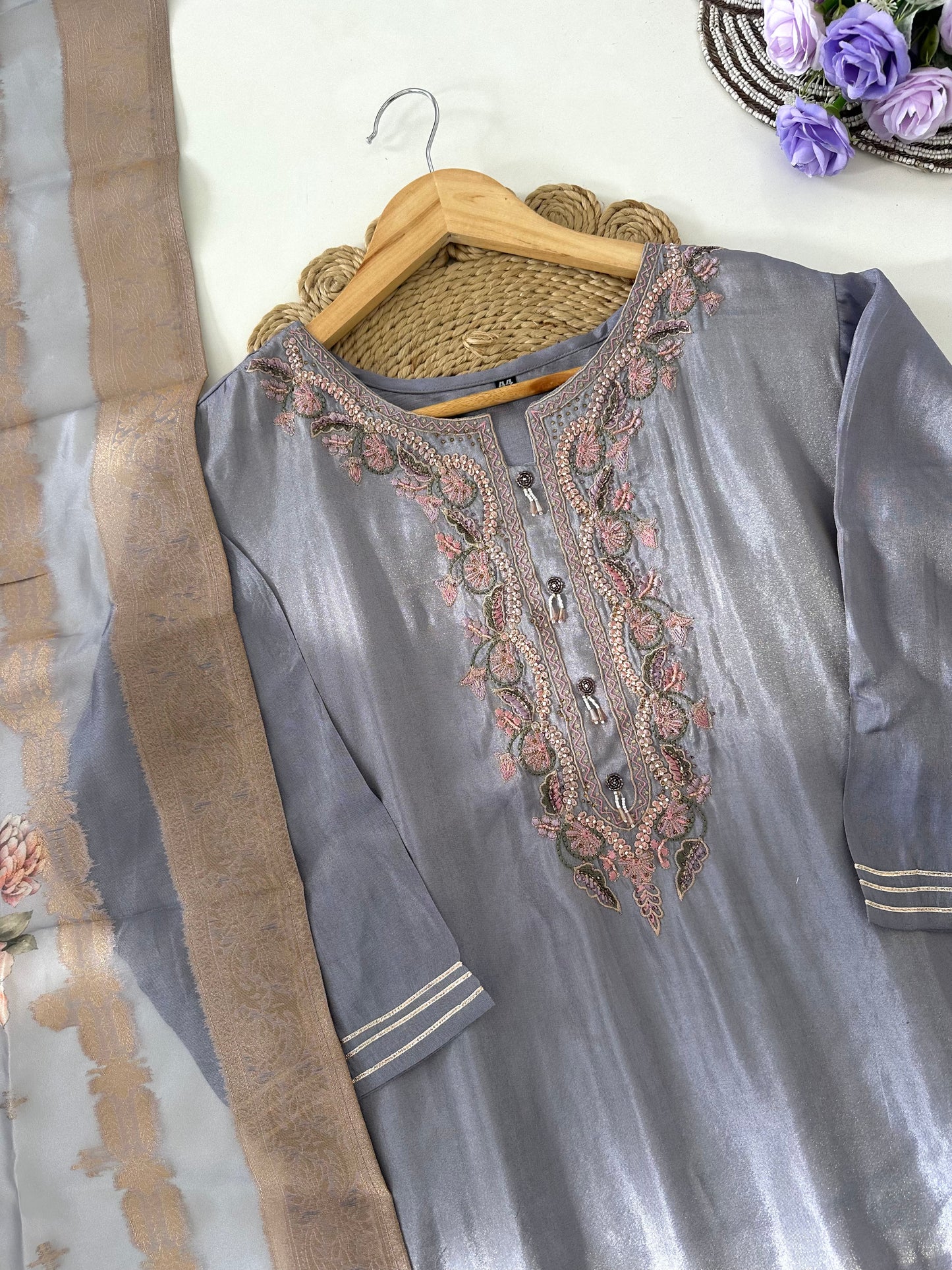 D040 -Tissue straight kurti with pants and dupatta