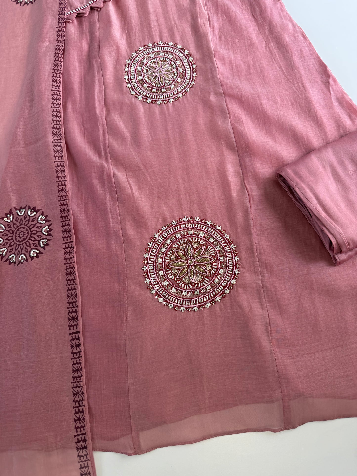 K560 - Mul chanderi Handwork Aline Kurti with pants and dupatta